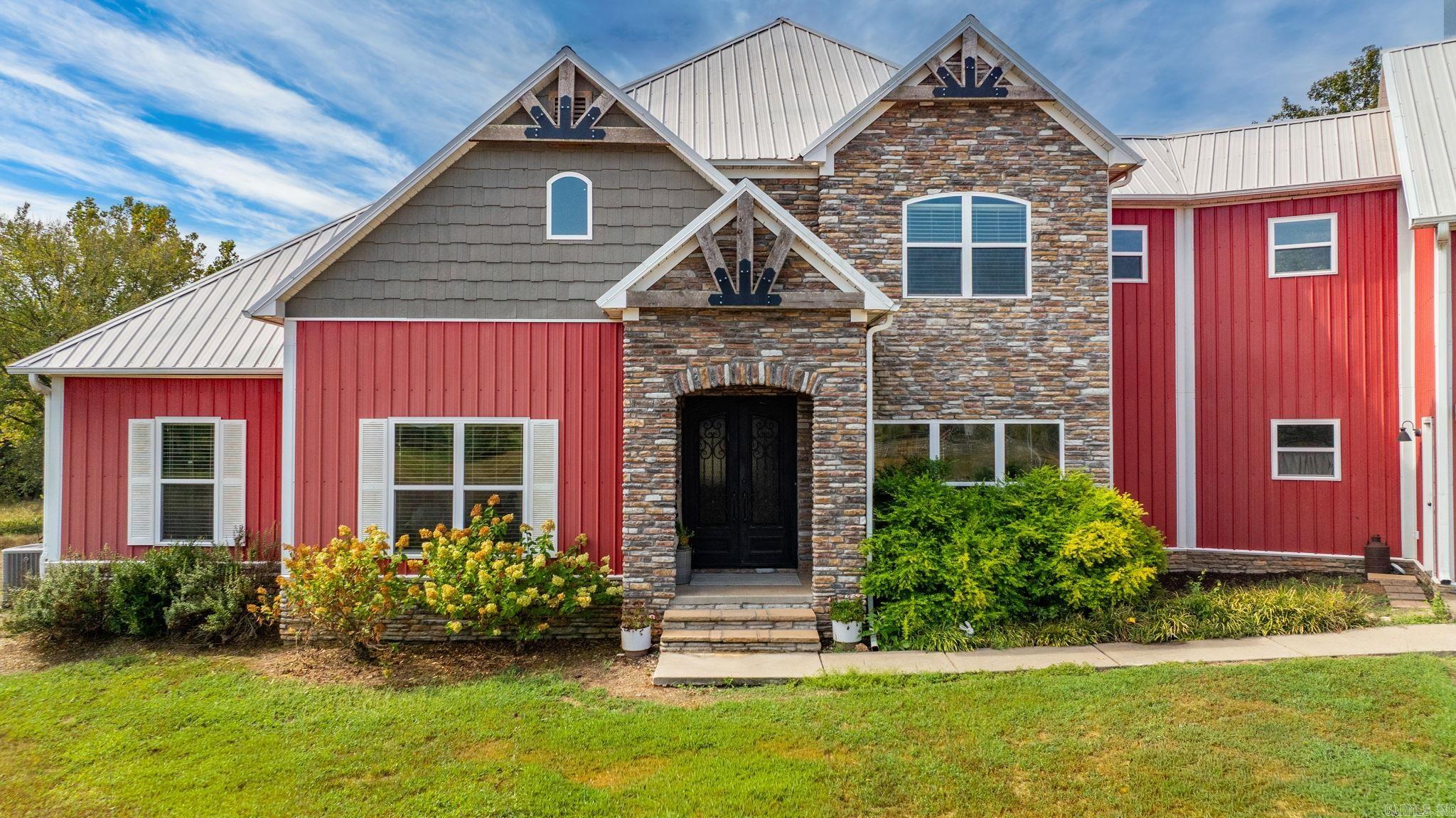 1431 Red Hill  Mt. Vernon, AR