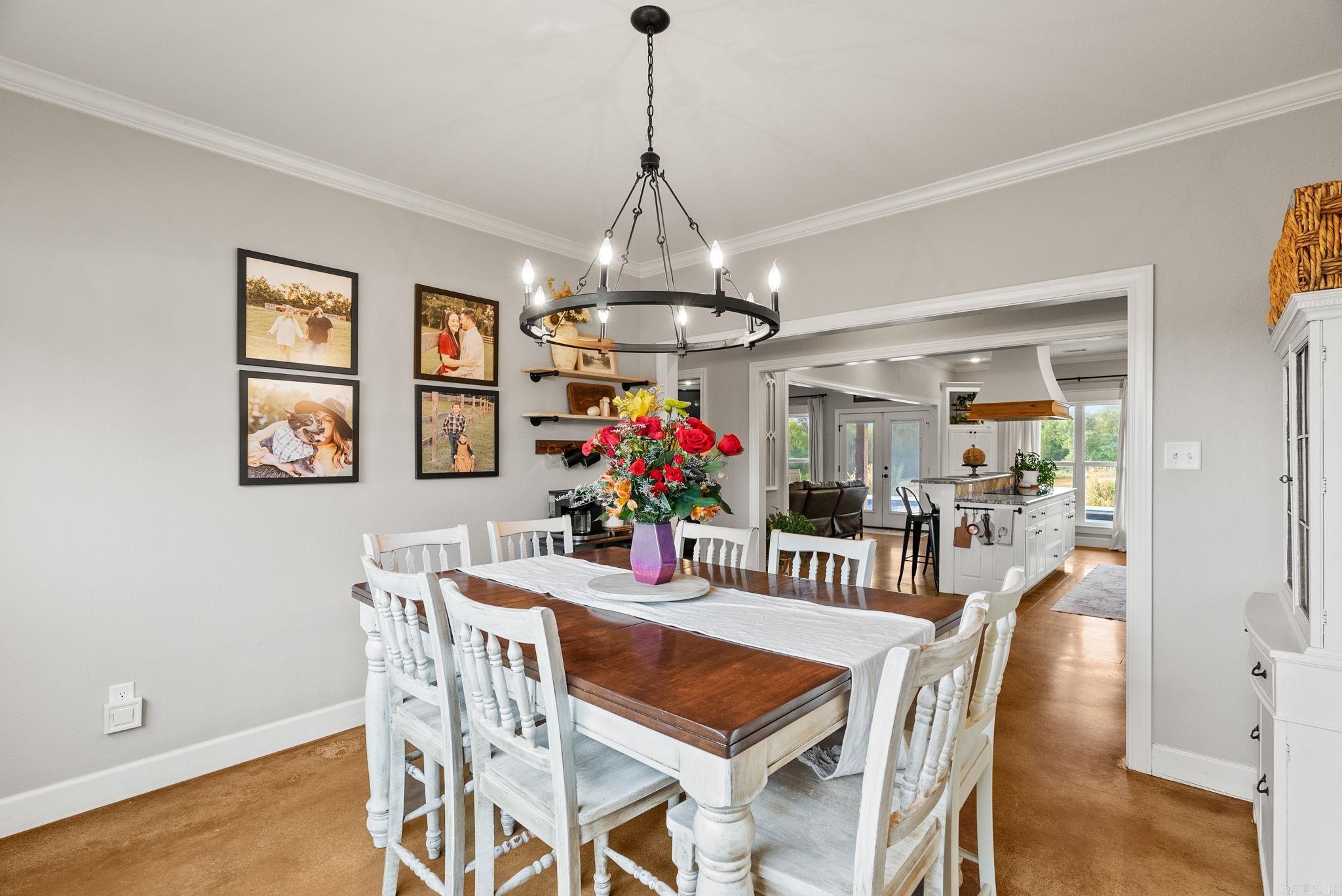 1431 Red Hill  Mt. Vernon, AR