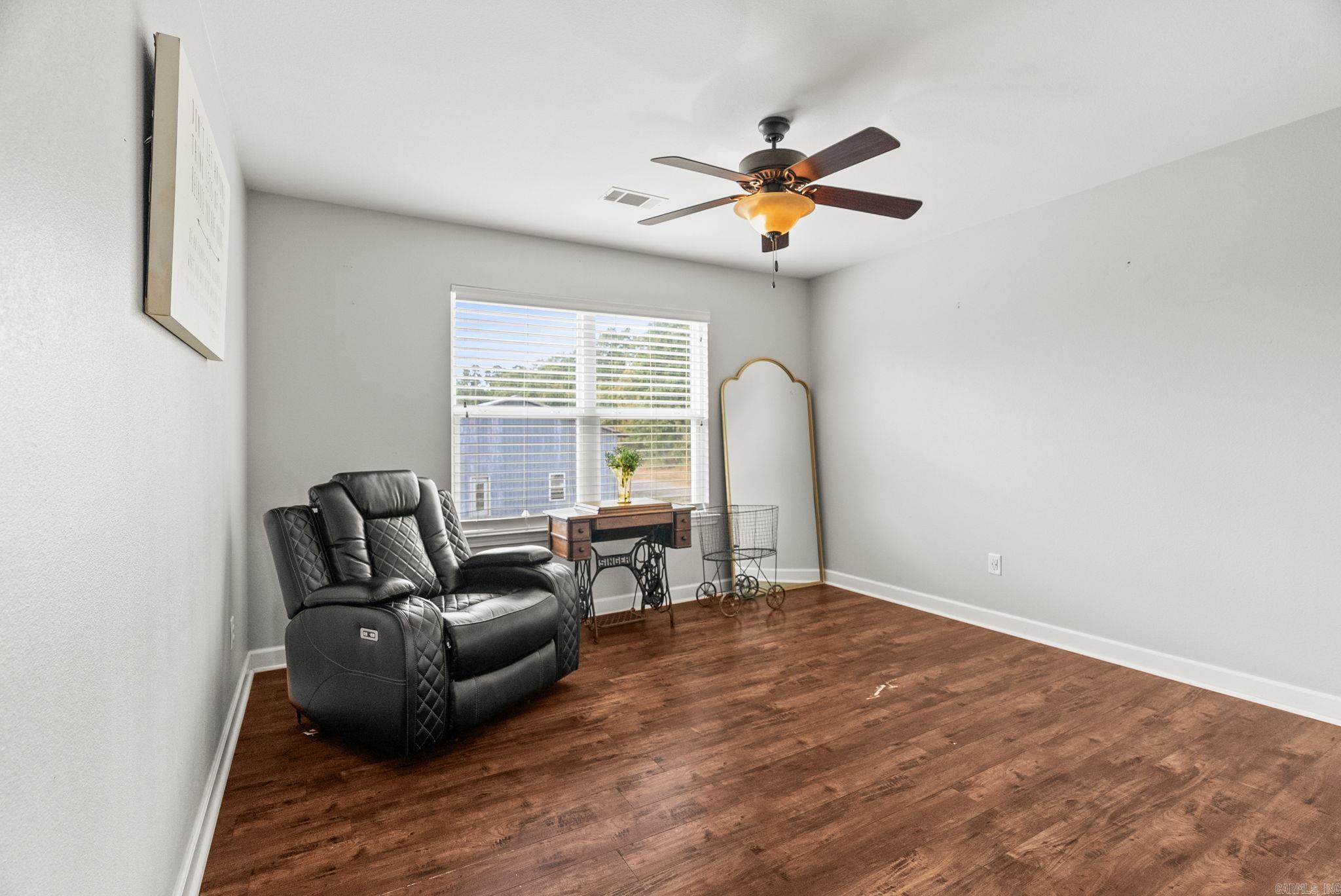 1431 Red Hill  Mt. Vernon, AR