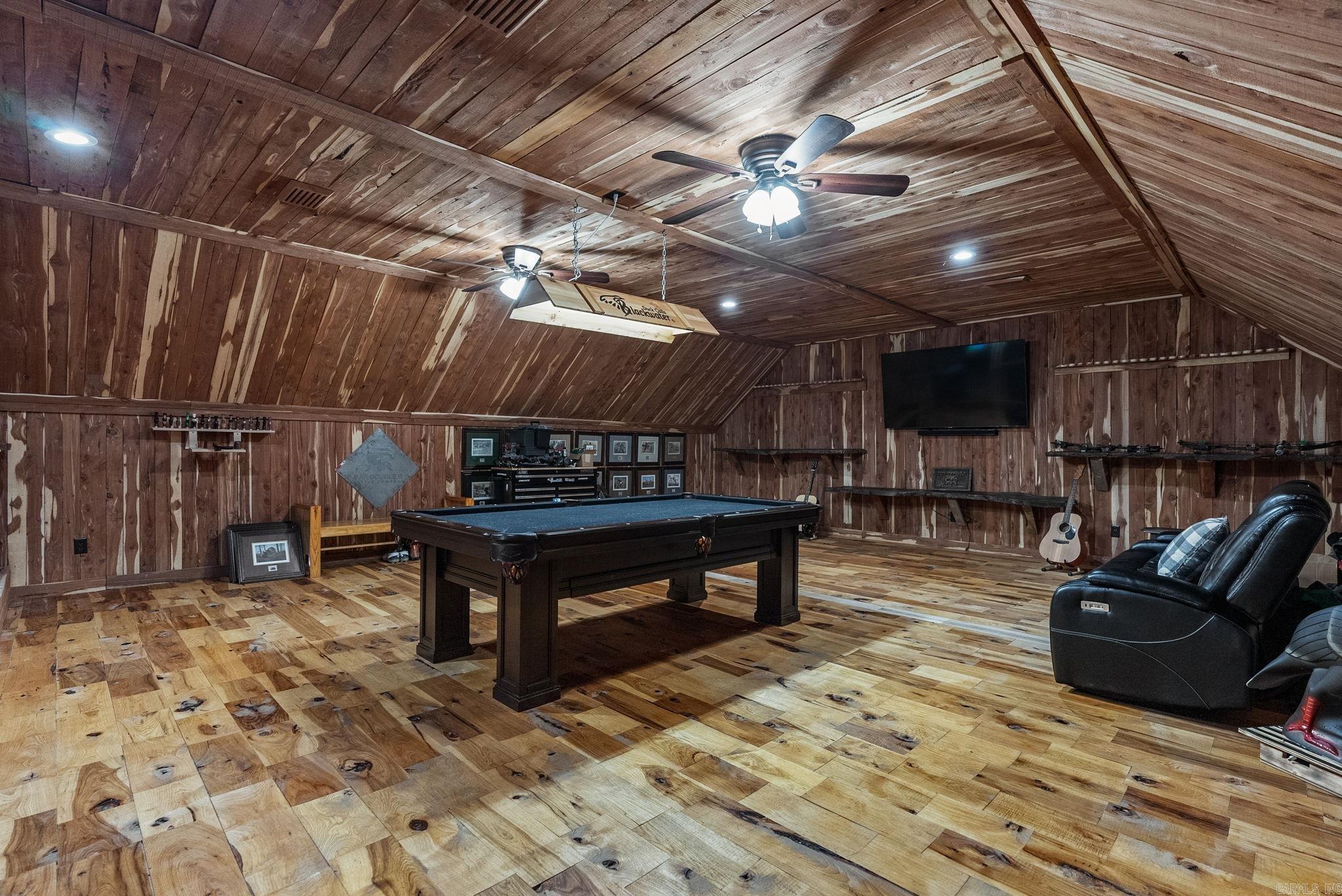 1431 Red Hill  Mt. Vernon, AR