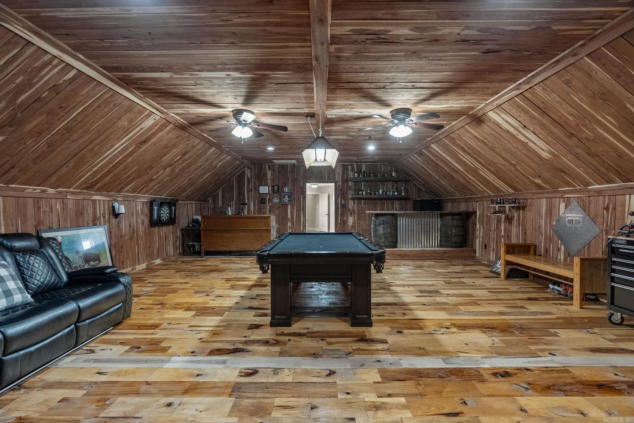 1431 Red Hill  Mt. Vernon, AR