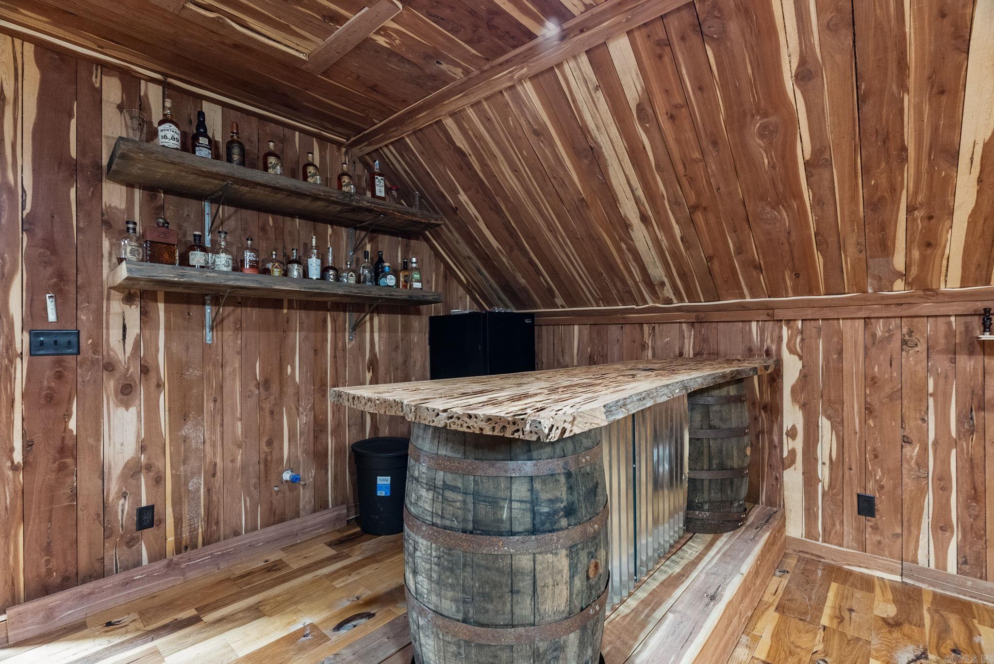 1431 Red Hill  Mt. Vernon, AR