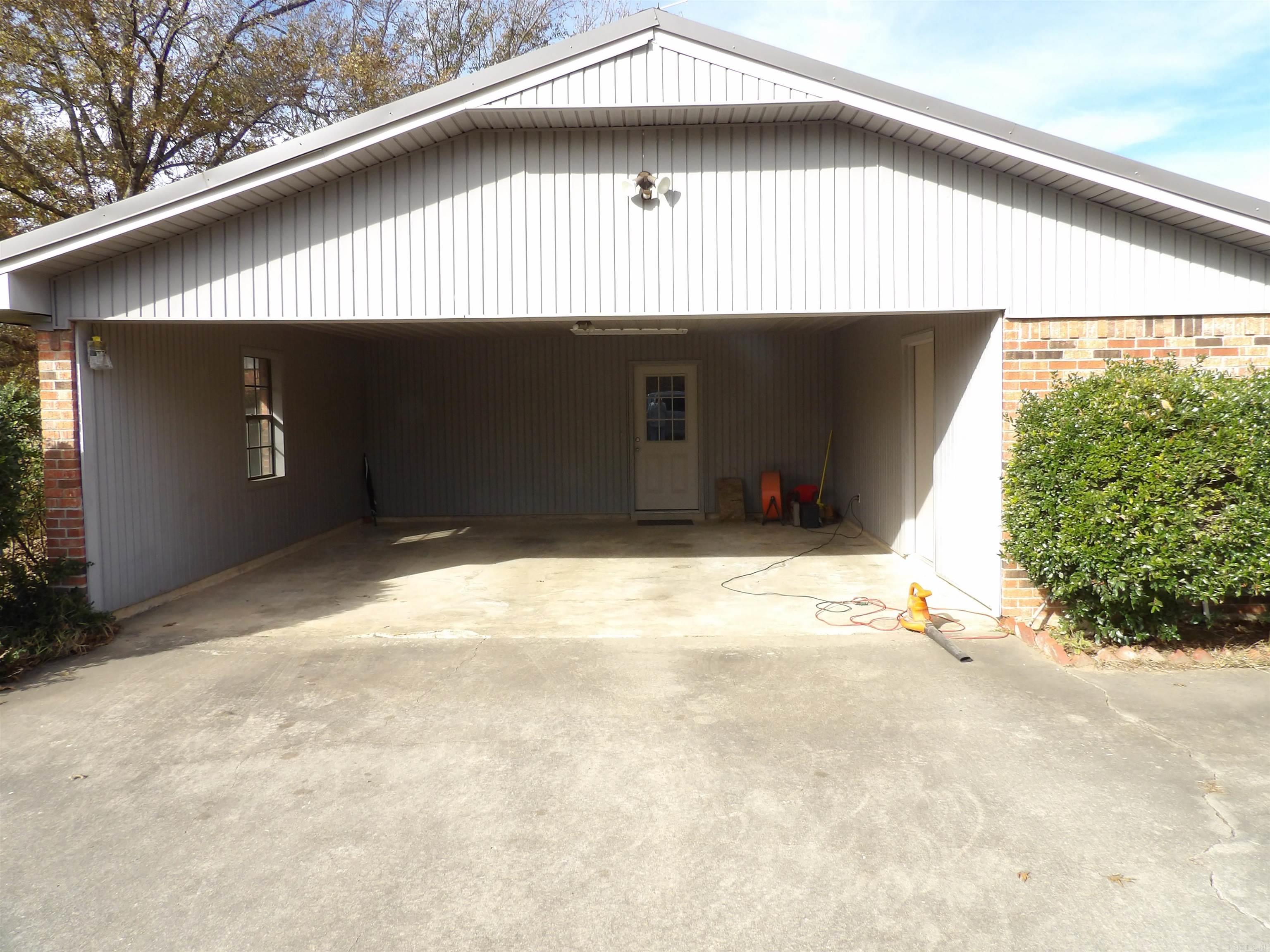 309 E 159 Highway Tillar, AR 71670