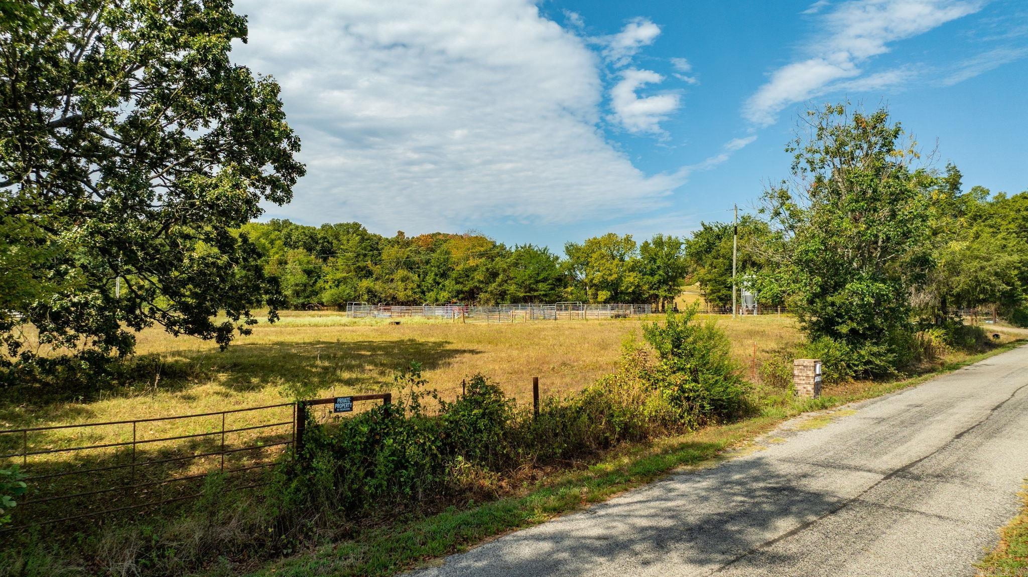 1431 Red Hill  Mount Vernon, AR