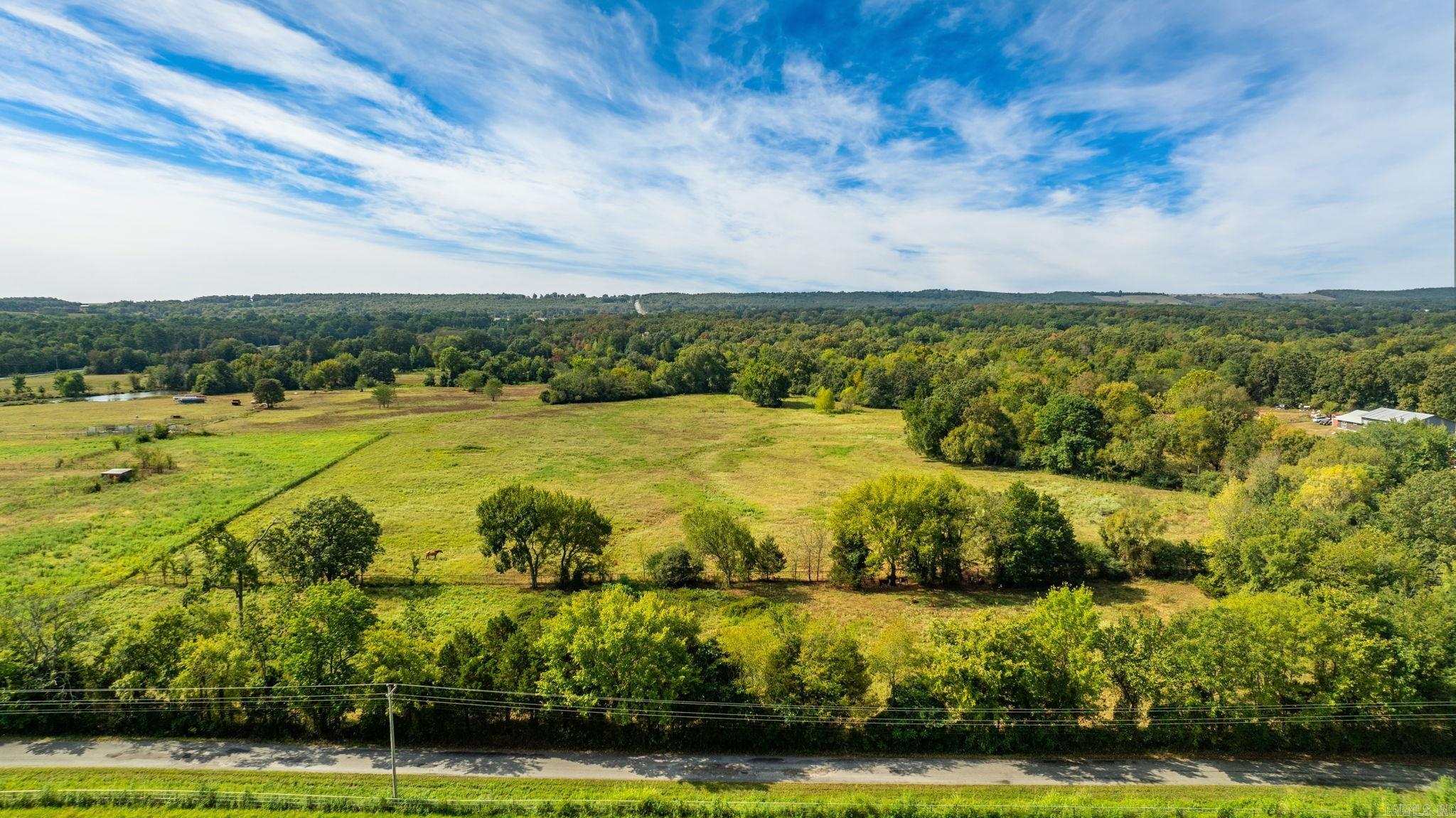 1431 Red Hill  Mount Vernon, AR