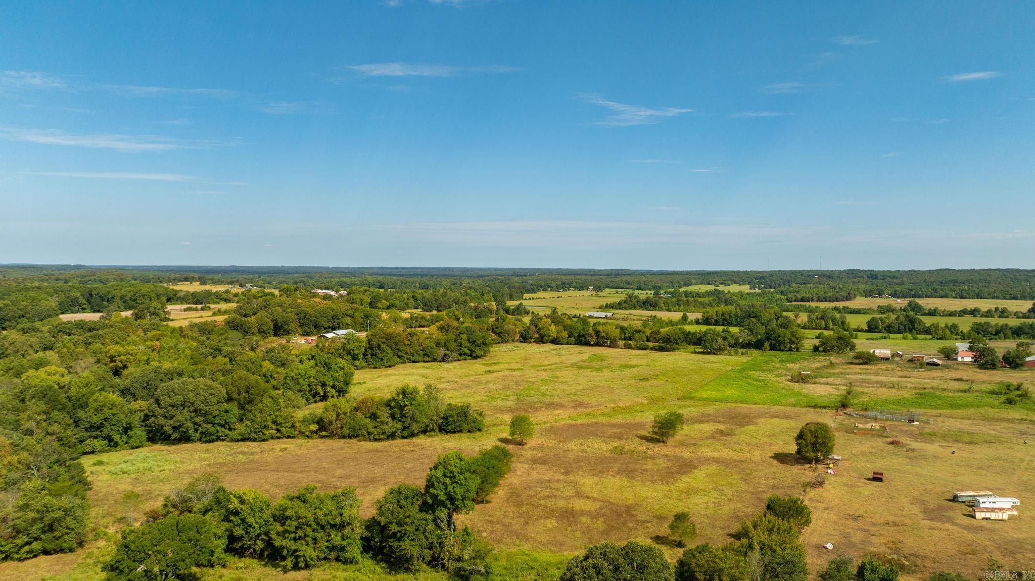 1431 Red Hill  Mount Vernon, AR