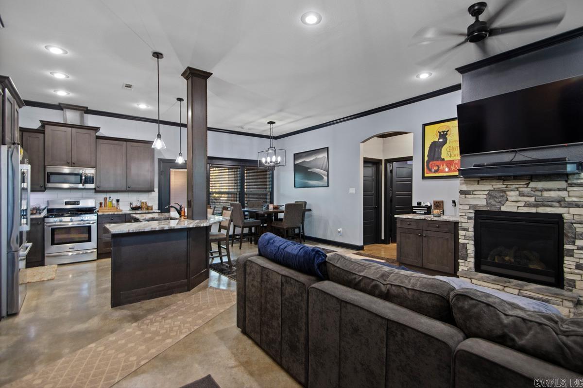 2713 Johnswood Village  Bryant, AR