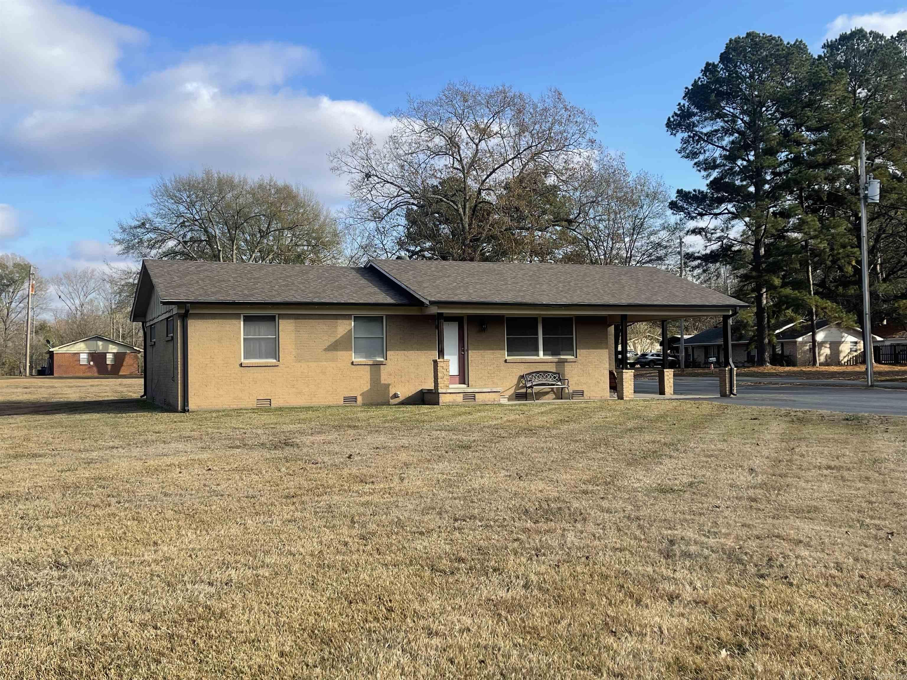 4 Lake St.  Greenbrier, AR