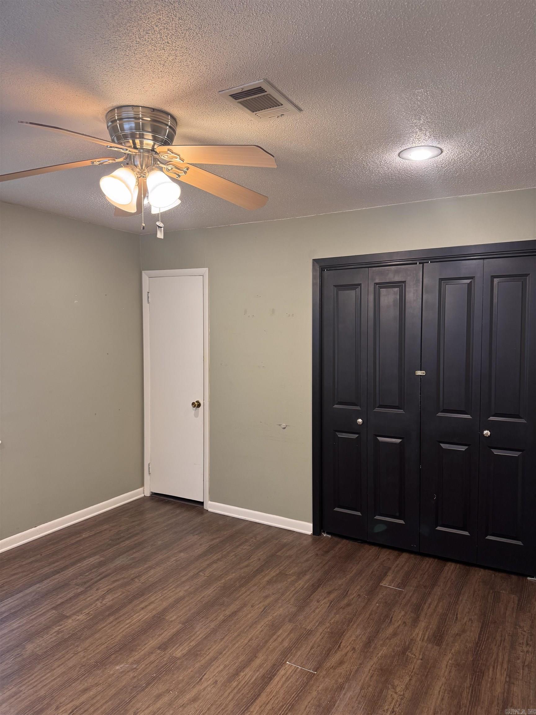 4 Lake St.  Greenbrier, AR