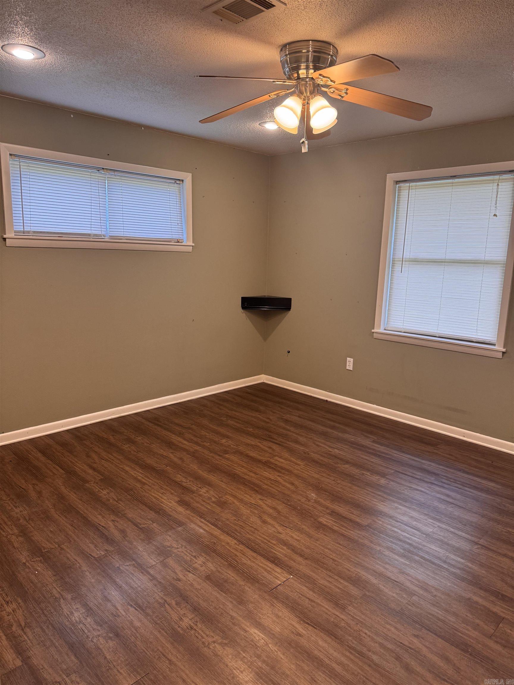 4 Lake St.  Greenbrier, AR