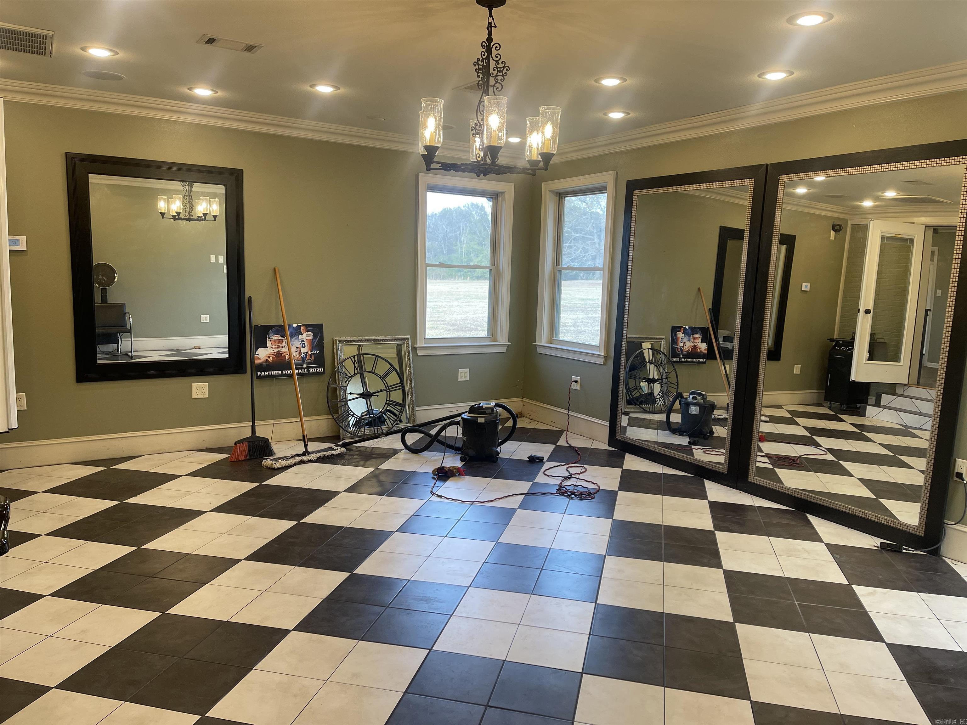 4 Lake St.  Greenbrier, AR