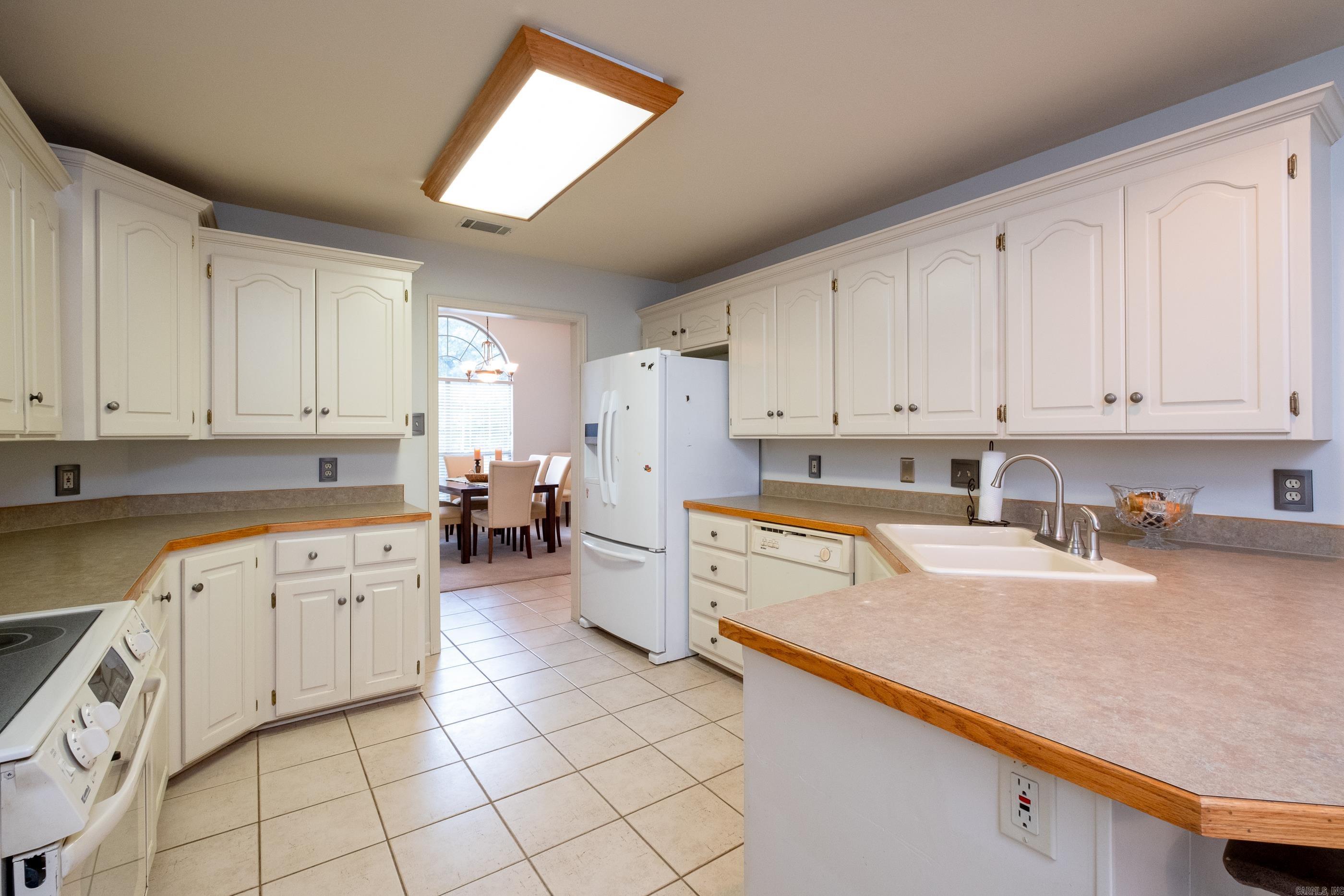 7328 W Ridge  Sherwood, AR