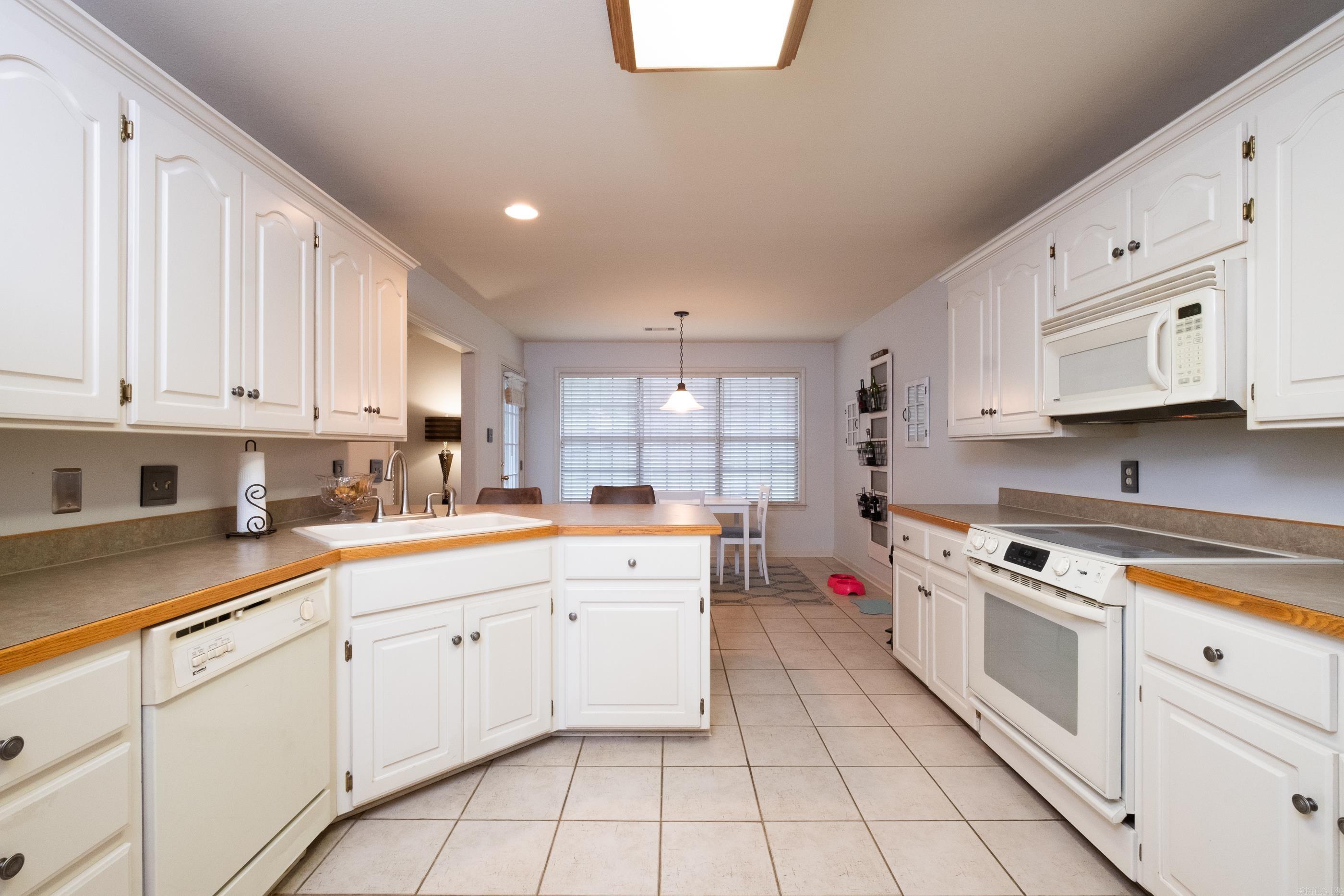 7328 W Ridge  Sherwood, AR