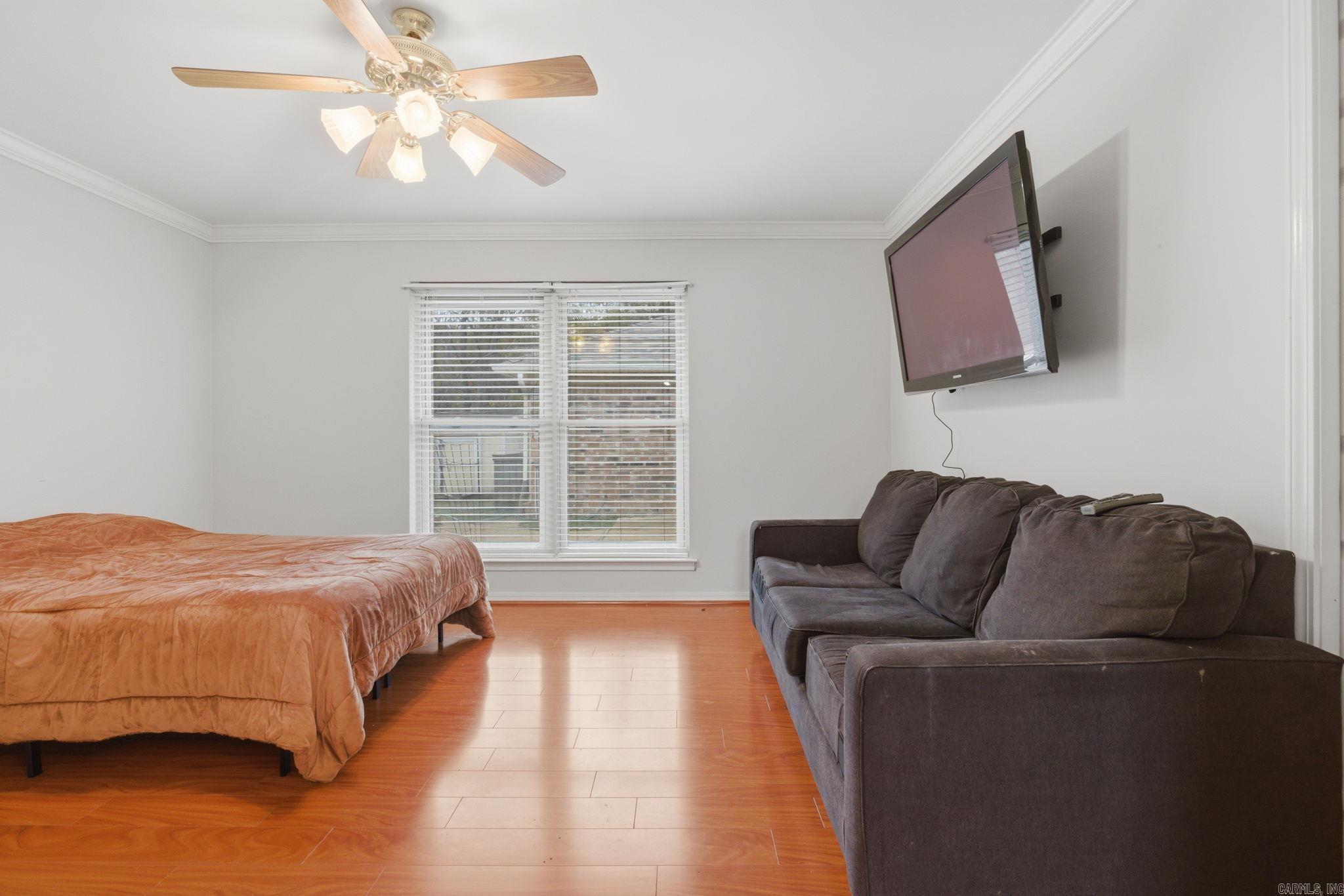 24 Winona Dr  Maumelle, AR