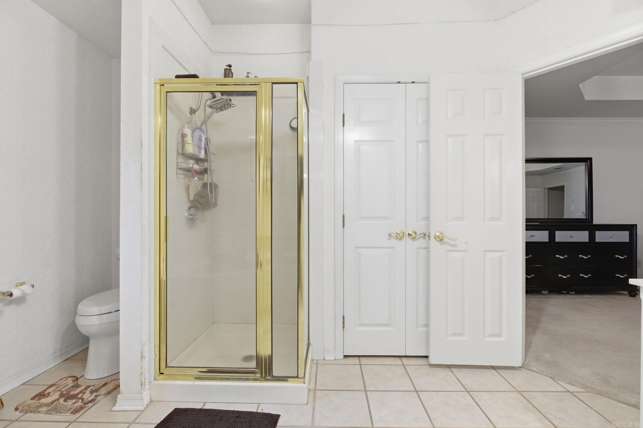 24 Winona Dr  Maumelle, AR