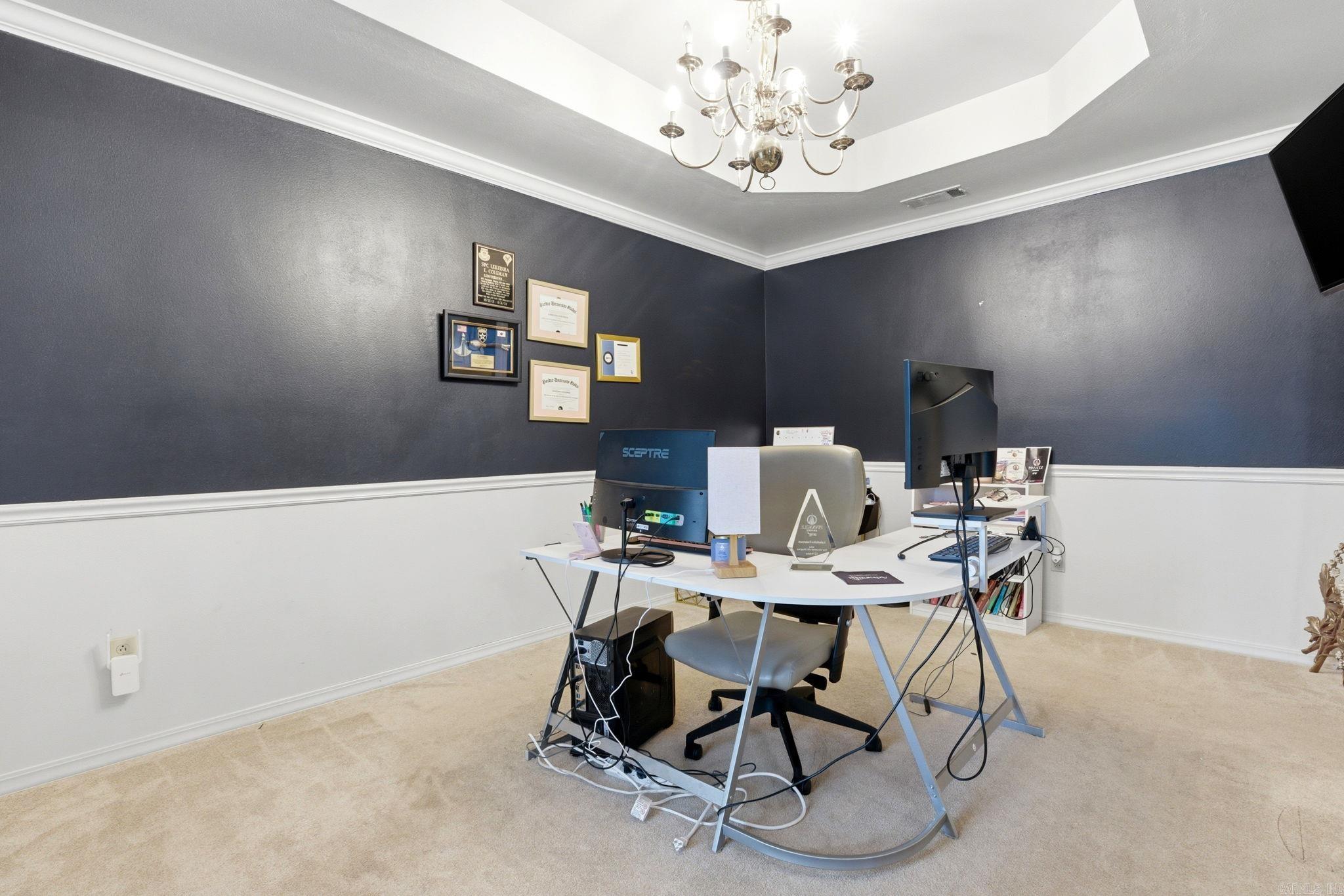 24 Winona Dr  Maumelle, AR