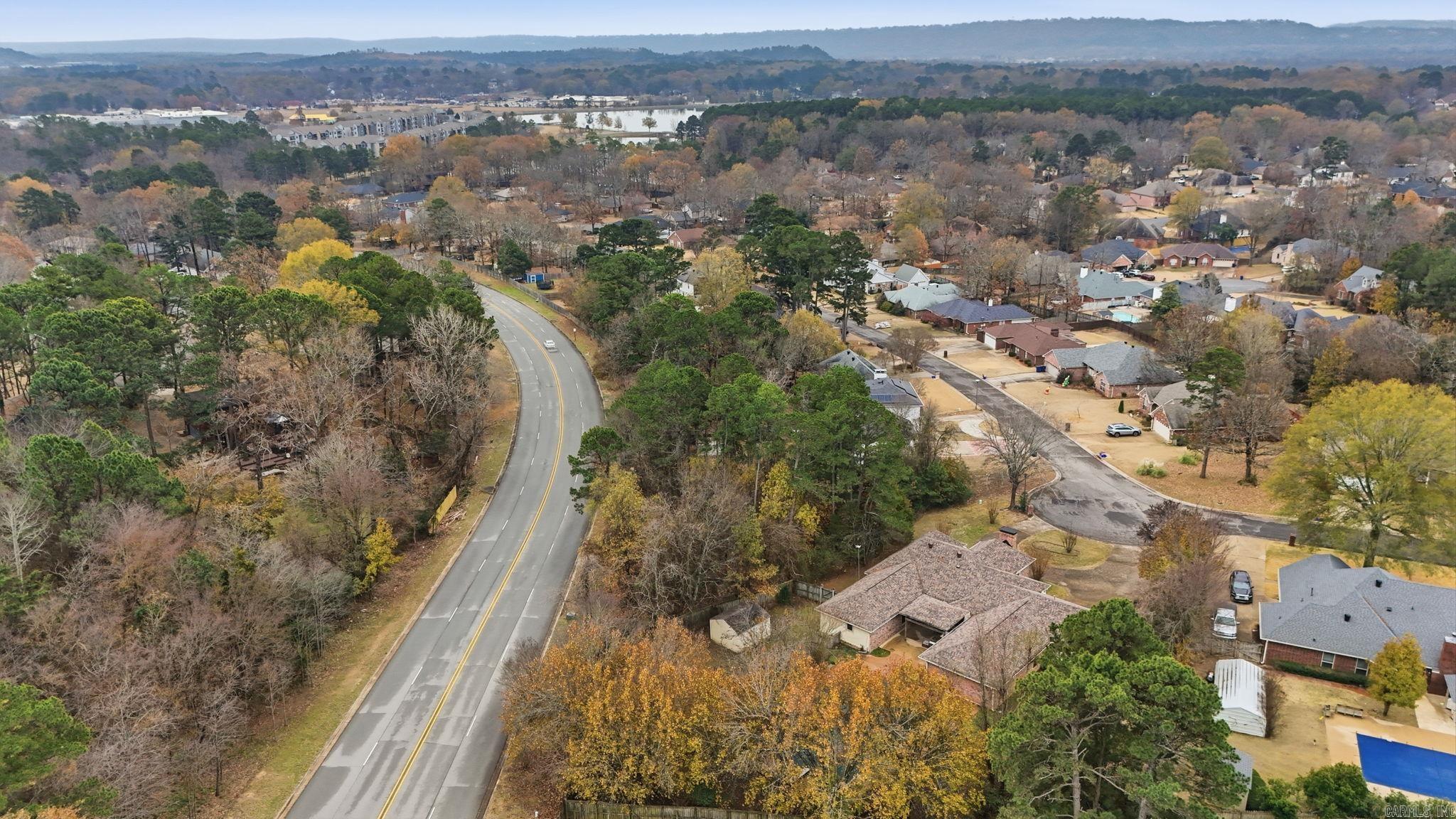 24 Winona Dr  Maumelle, AR