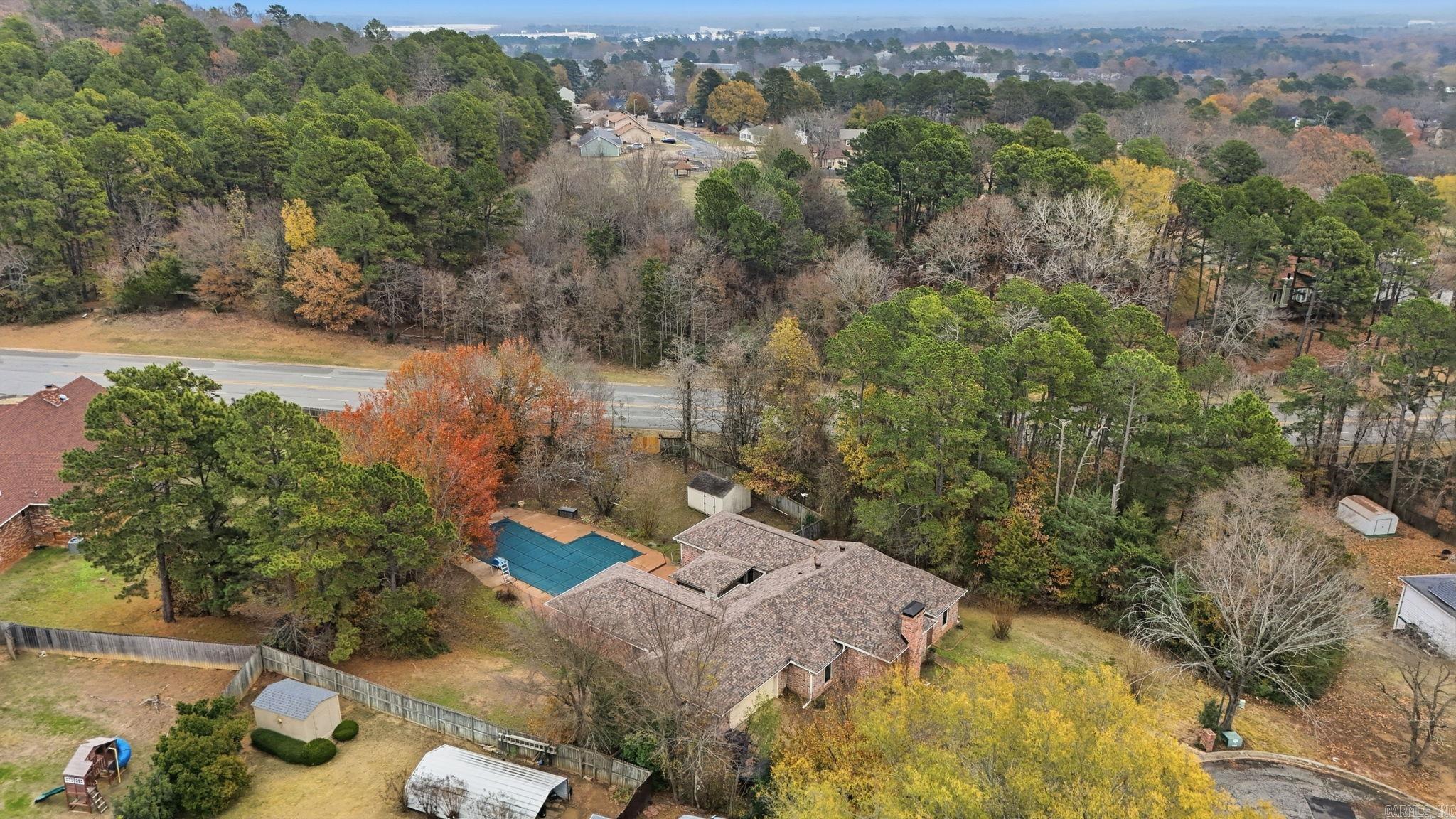 24 Winona Dr  Maumelle, AR