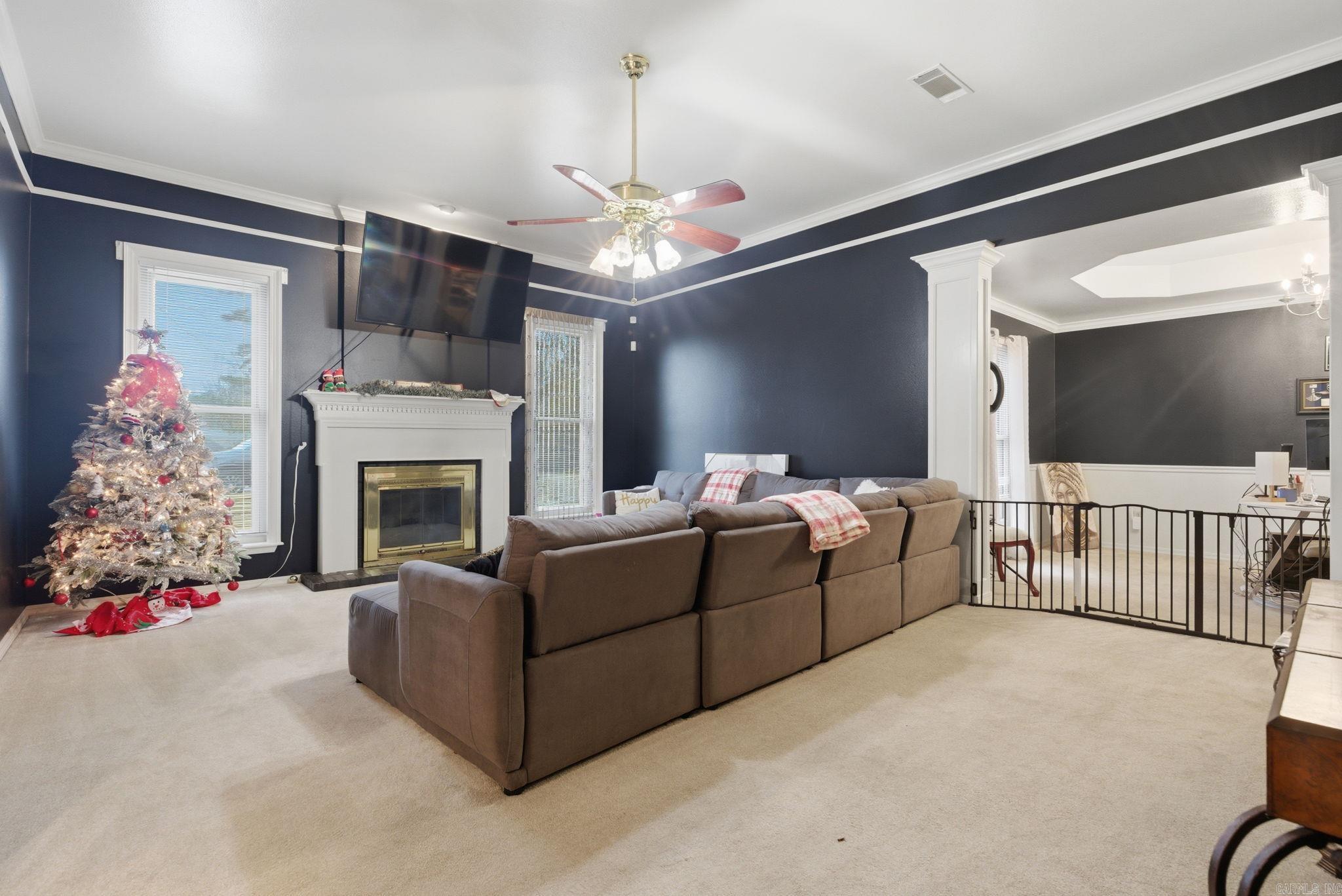 24 Winona Dr  Maumelle, AR