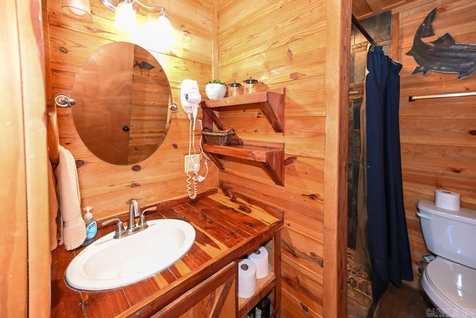 70 Three Pines  Norman, AR