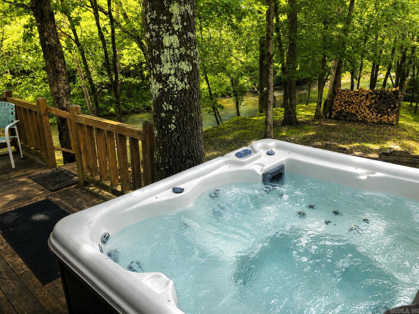 70 Three Pines  Norman, AR