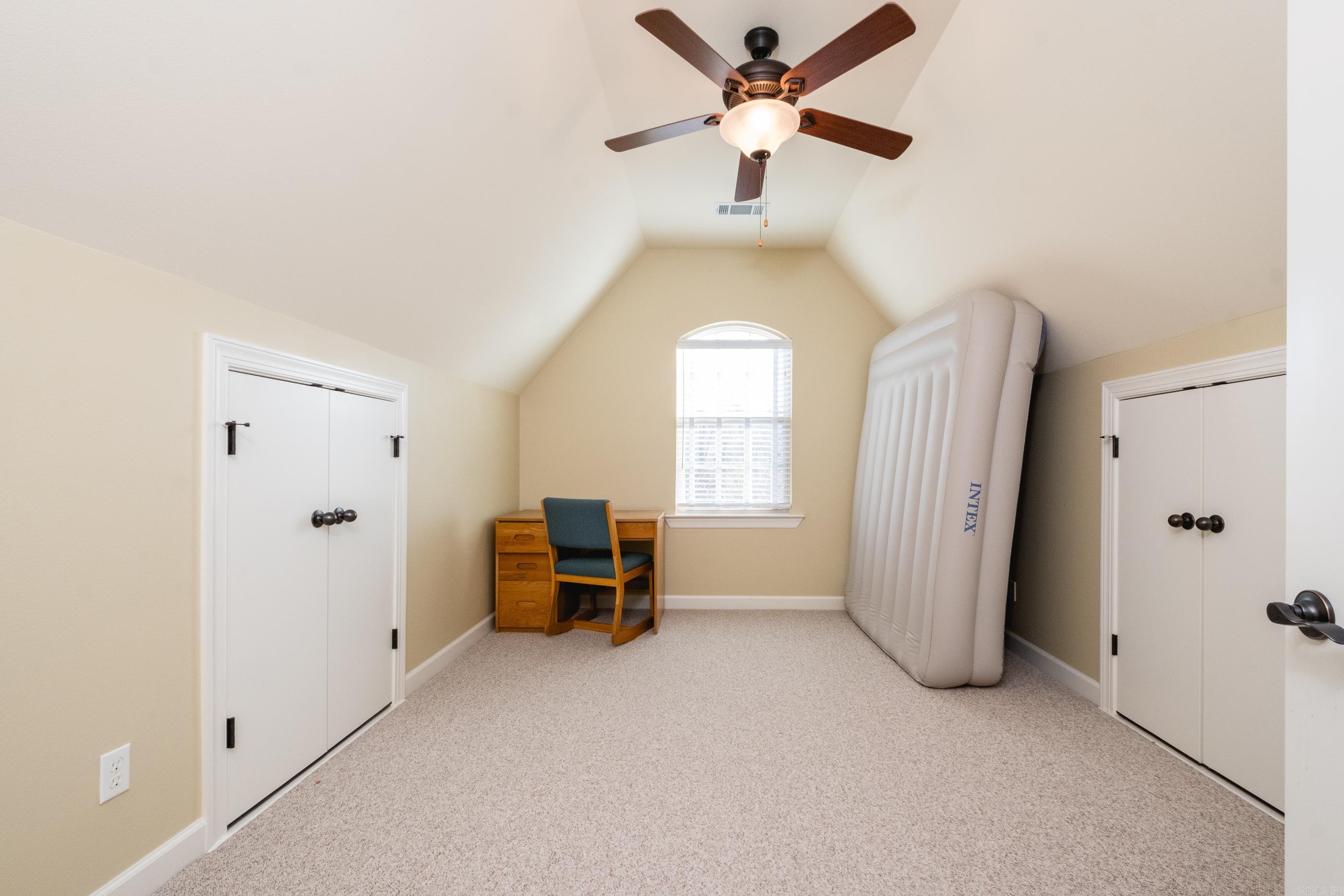 26 Alton Ln Little Rock, AR 72211