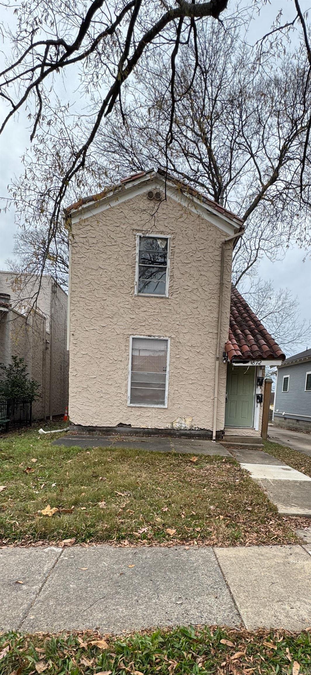 1872 S Gaines  Little Rock, AR