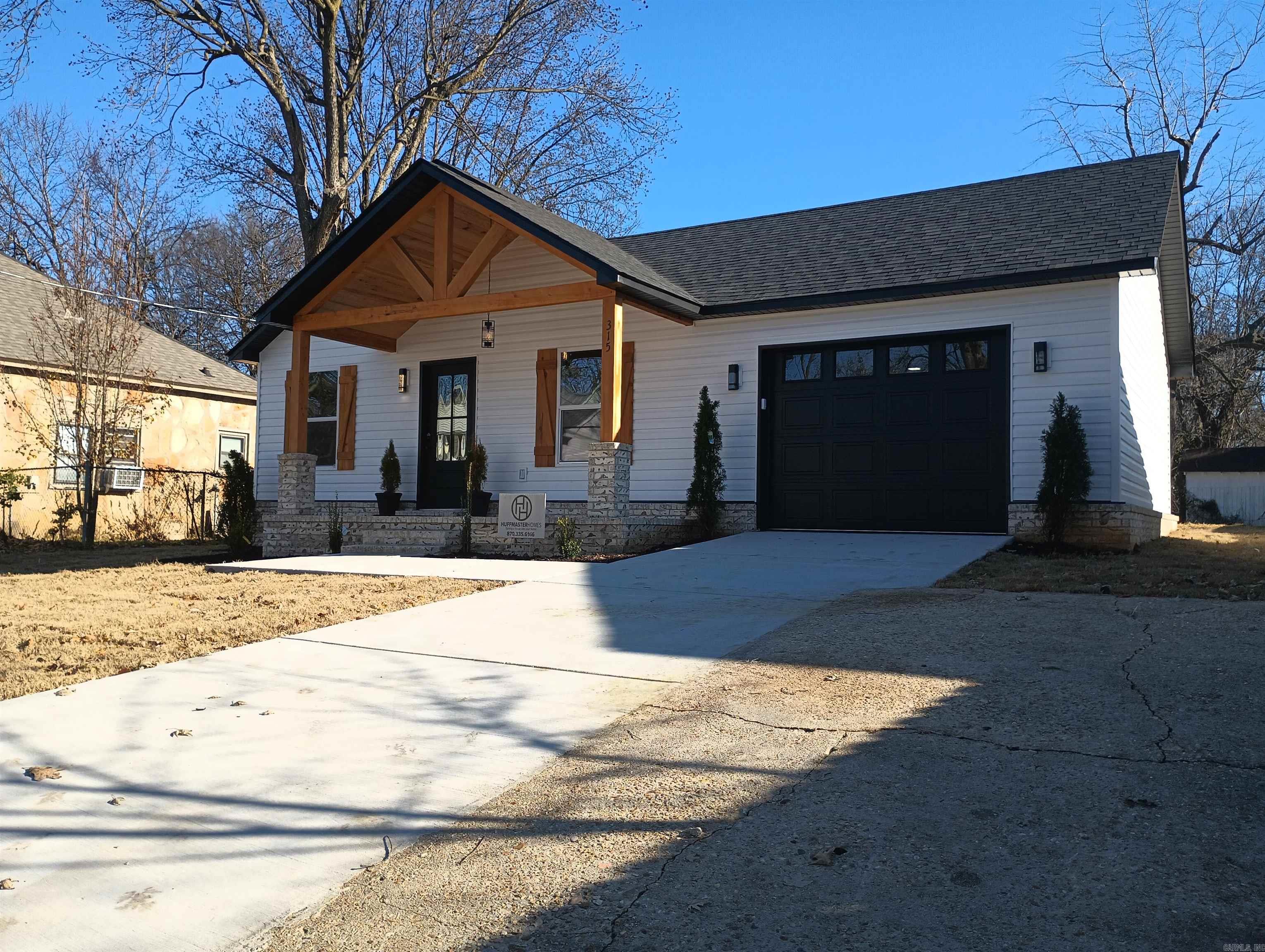 315 N 6th  Paragould, AR