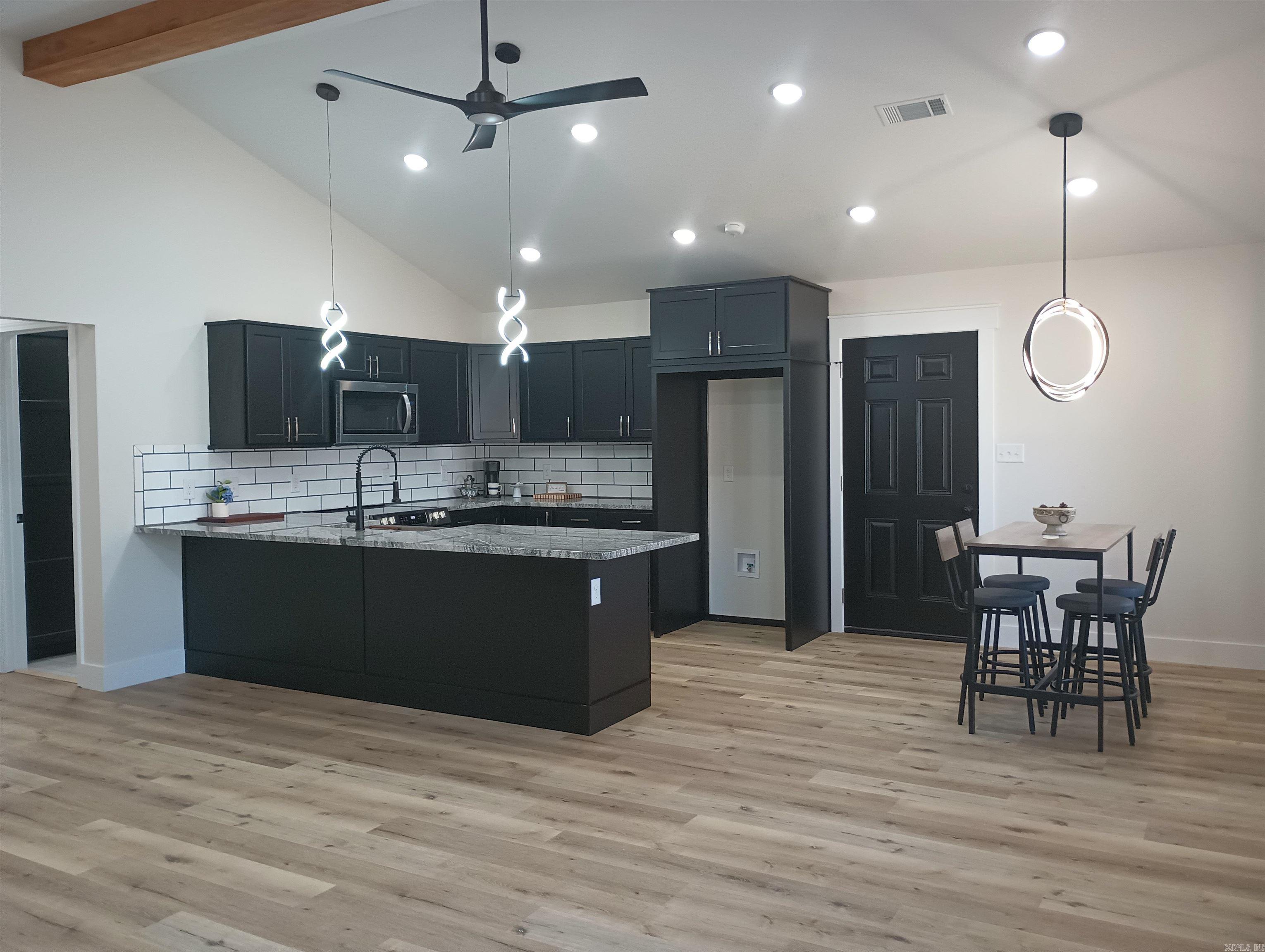 315 N 6th  Paragould, AR