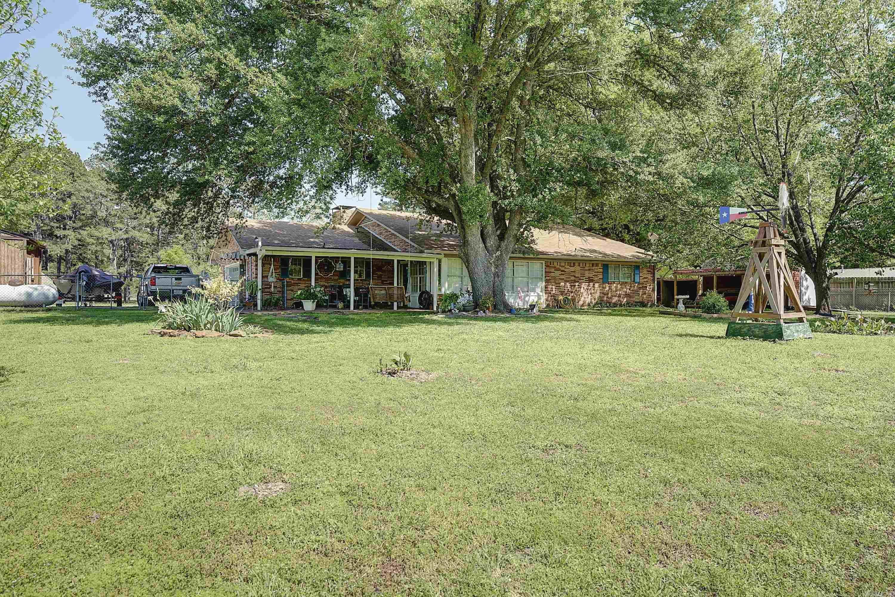 903 Whippoorwill  Atlanta, TX