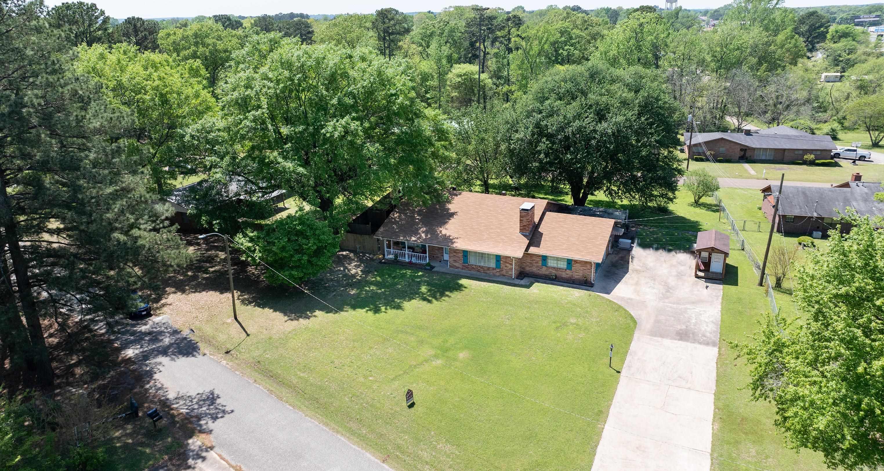 903 Whippoorwill  Atlanta, TX