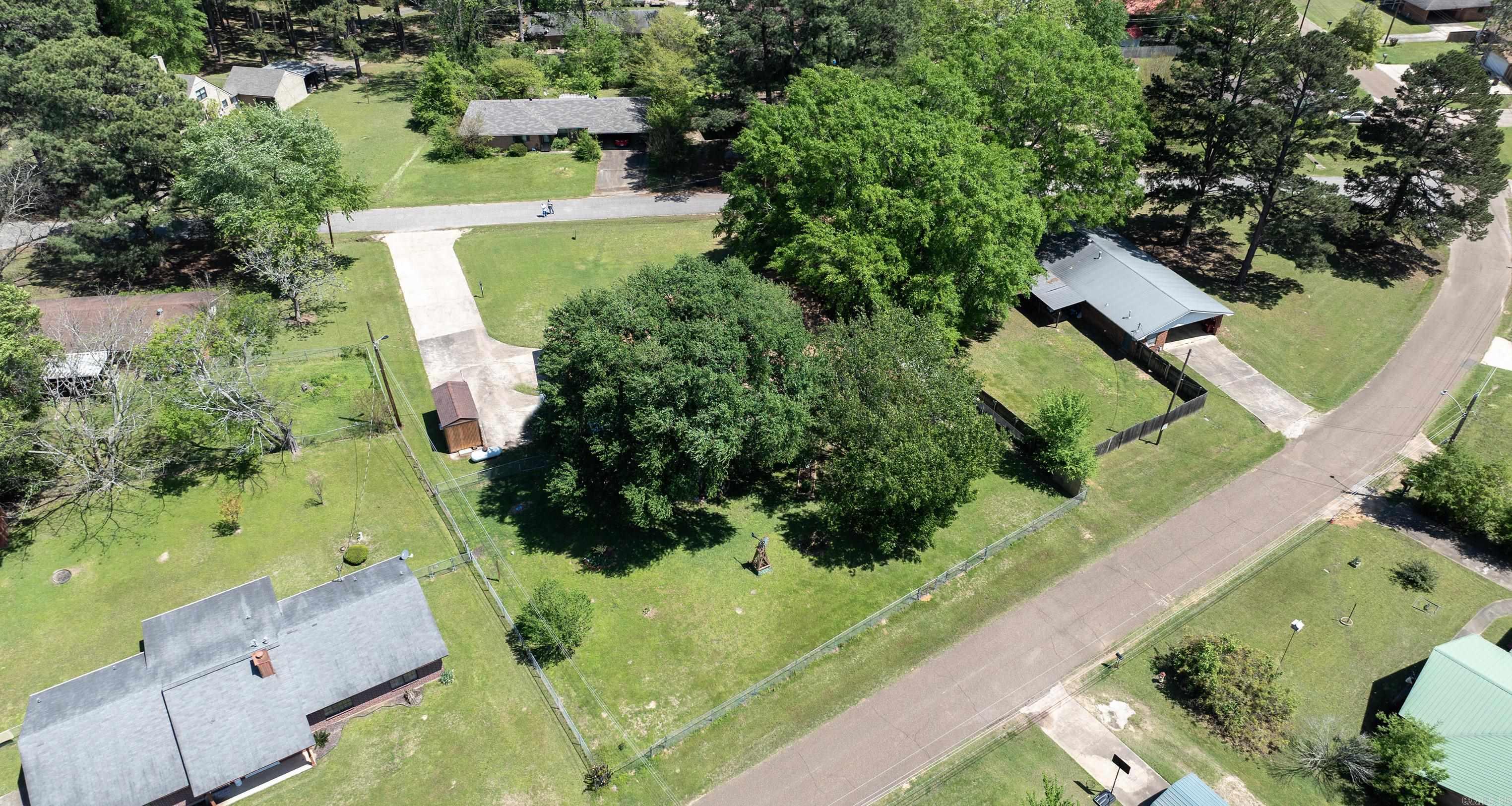 903 Whippoorwill  Atlanta, TX