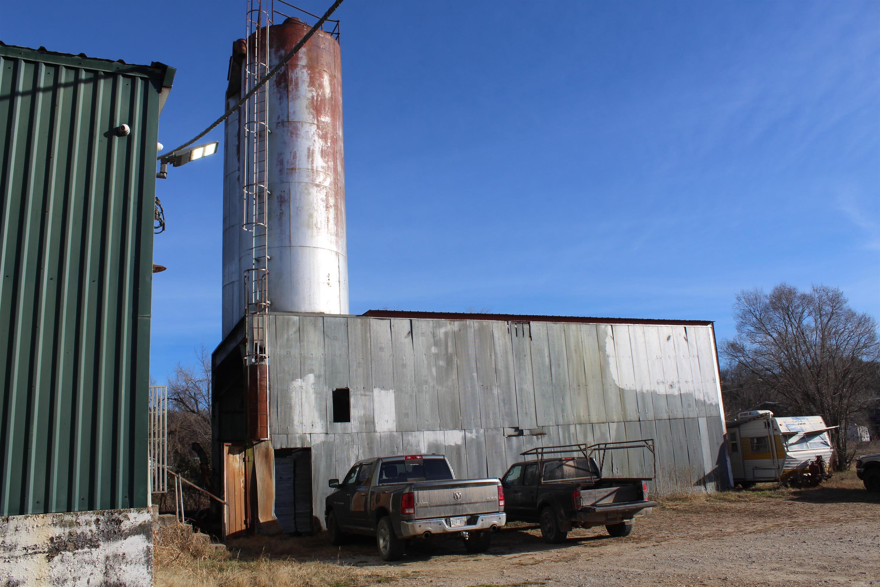 602 & 650 Foster  Pyatt, AR