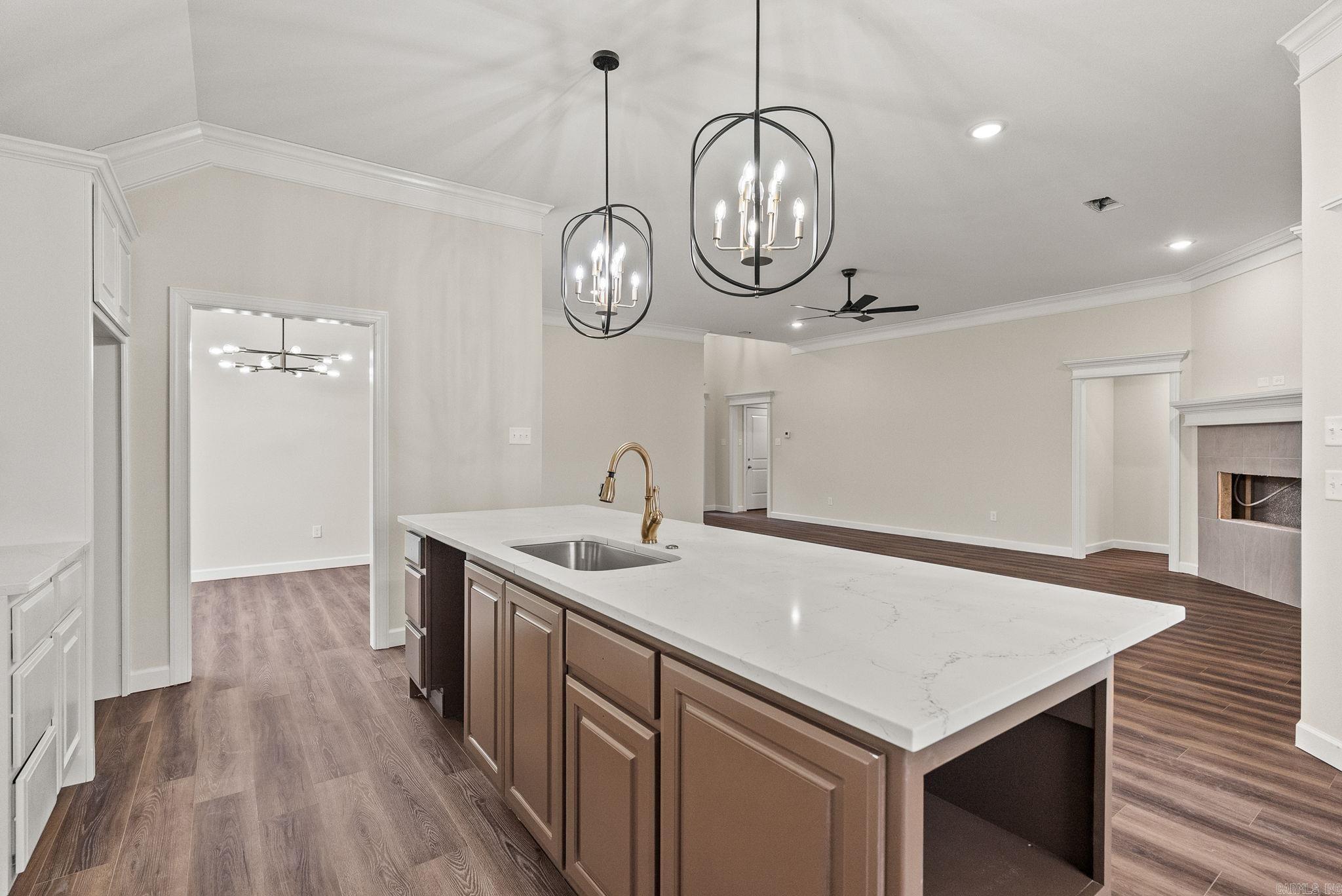 71 Corniche Cove  Maumelle, AR