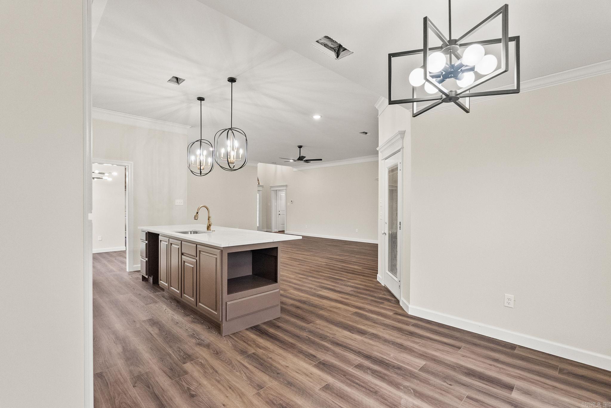 71 Corniche Cove  Maumelle, AR