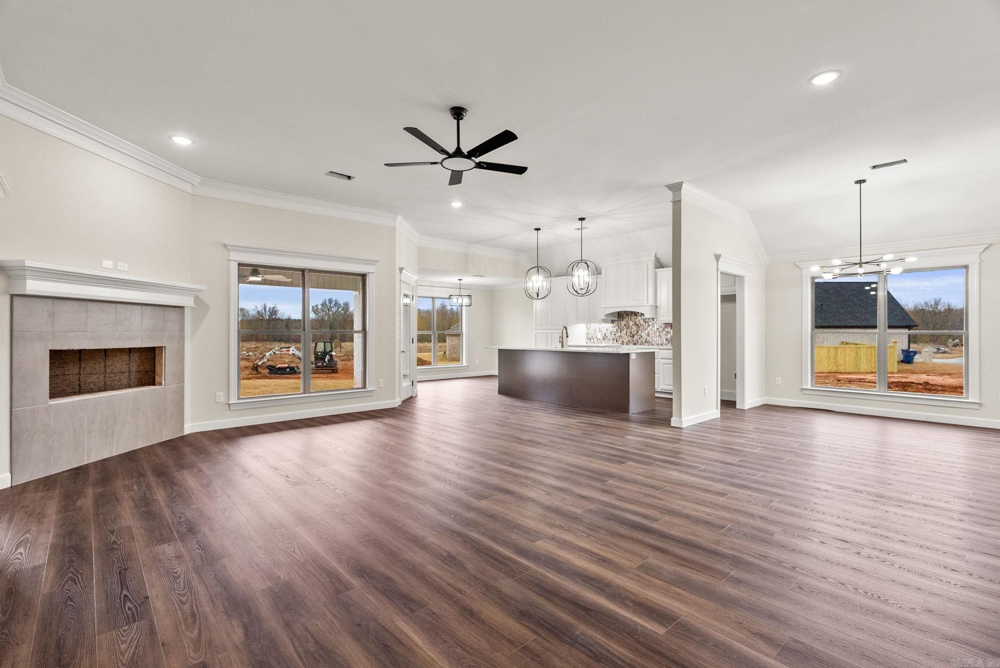 71 Corniche Cove  Maumelle, AR