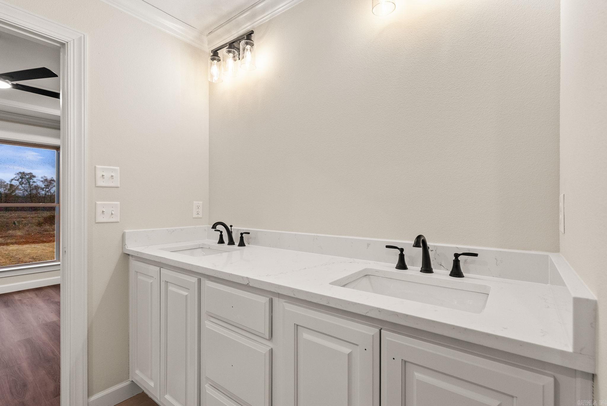 71 Corniche Cove  Maumelle, AR