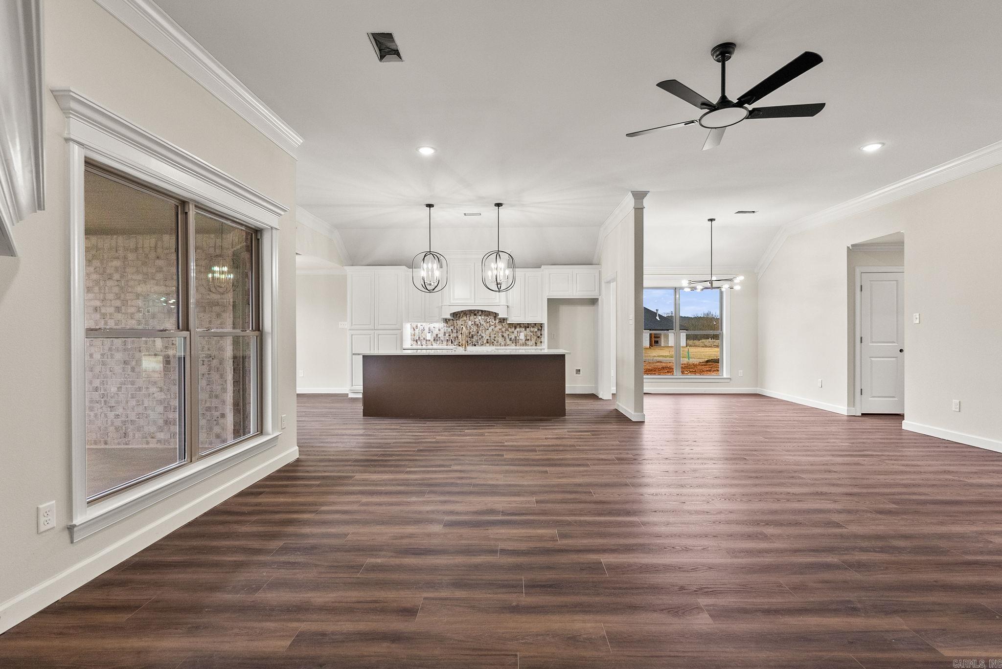 71 Corniche Cove  Maumelle, AR