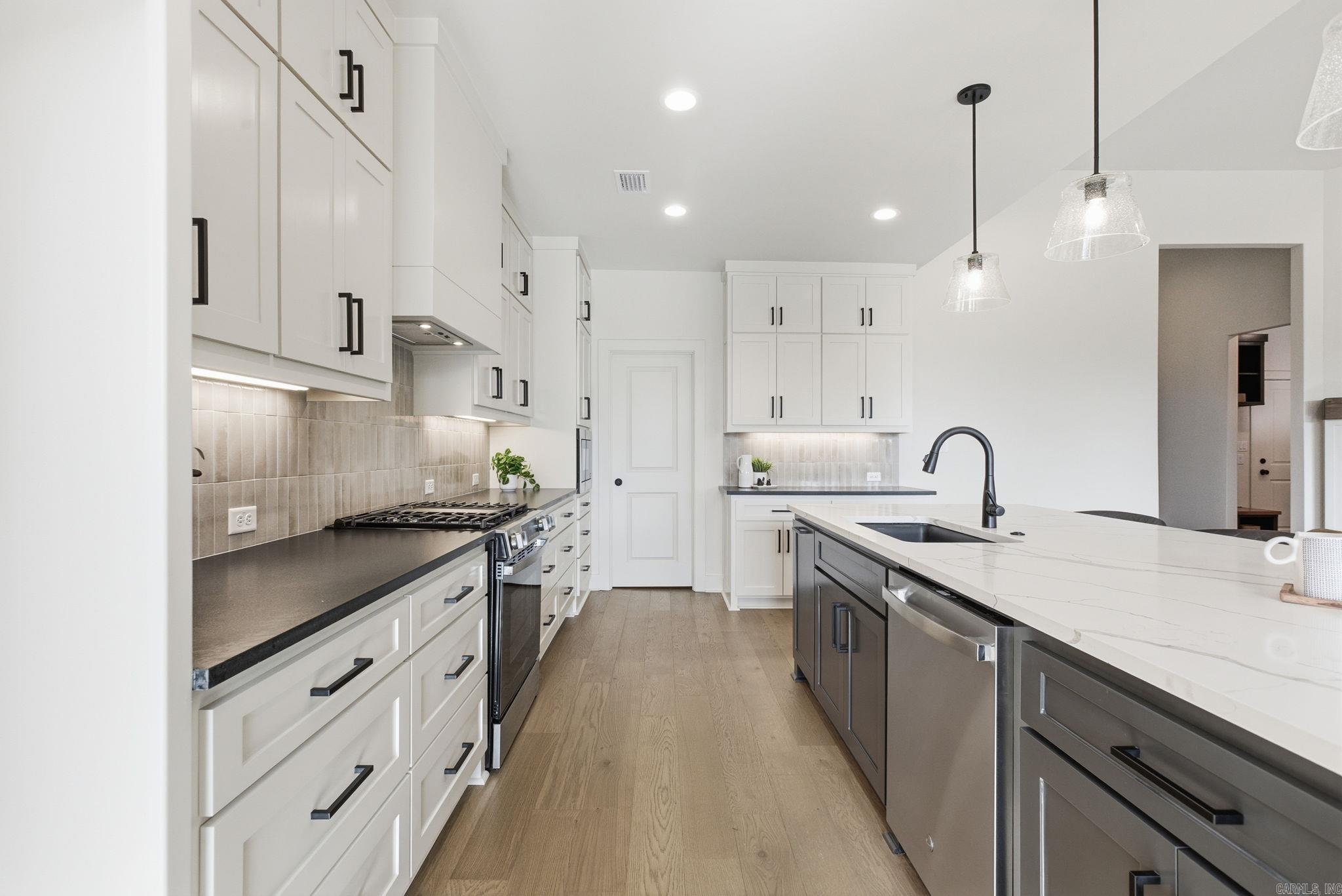 173 Ridgeview Trail Maumelle, AR 72113