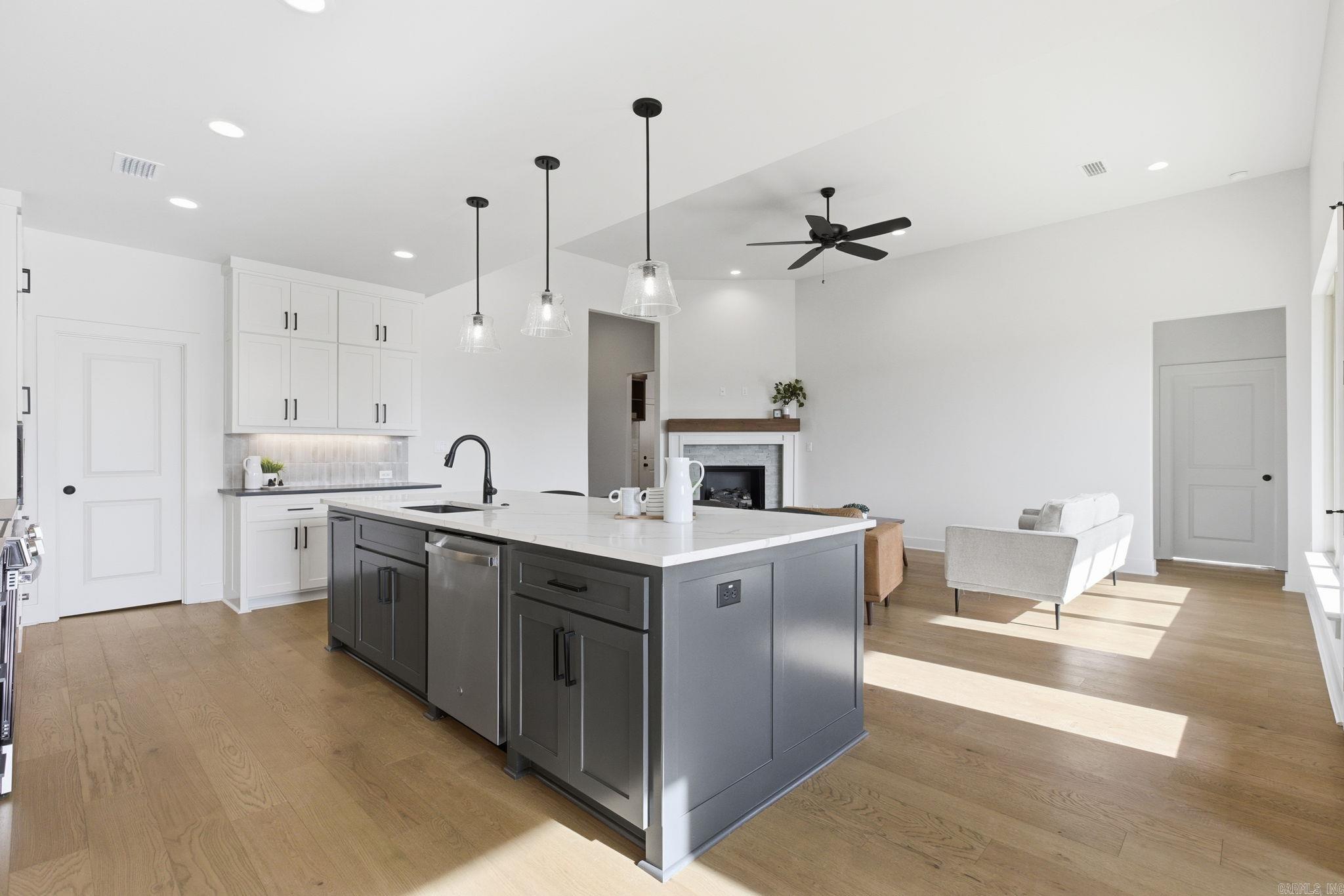 173 Ridgeview Trail Maumelle, AR 72113