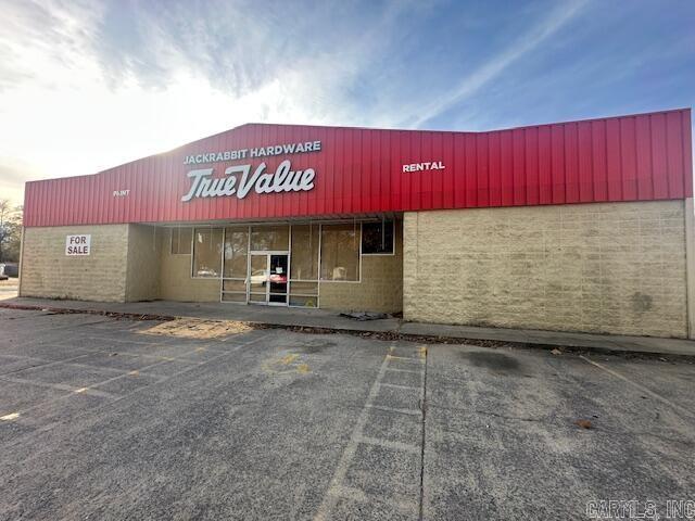 604 N Center Street  Lonoke, AR