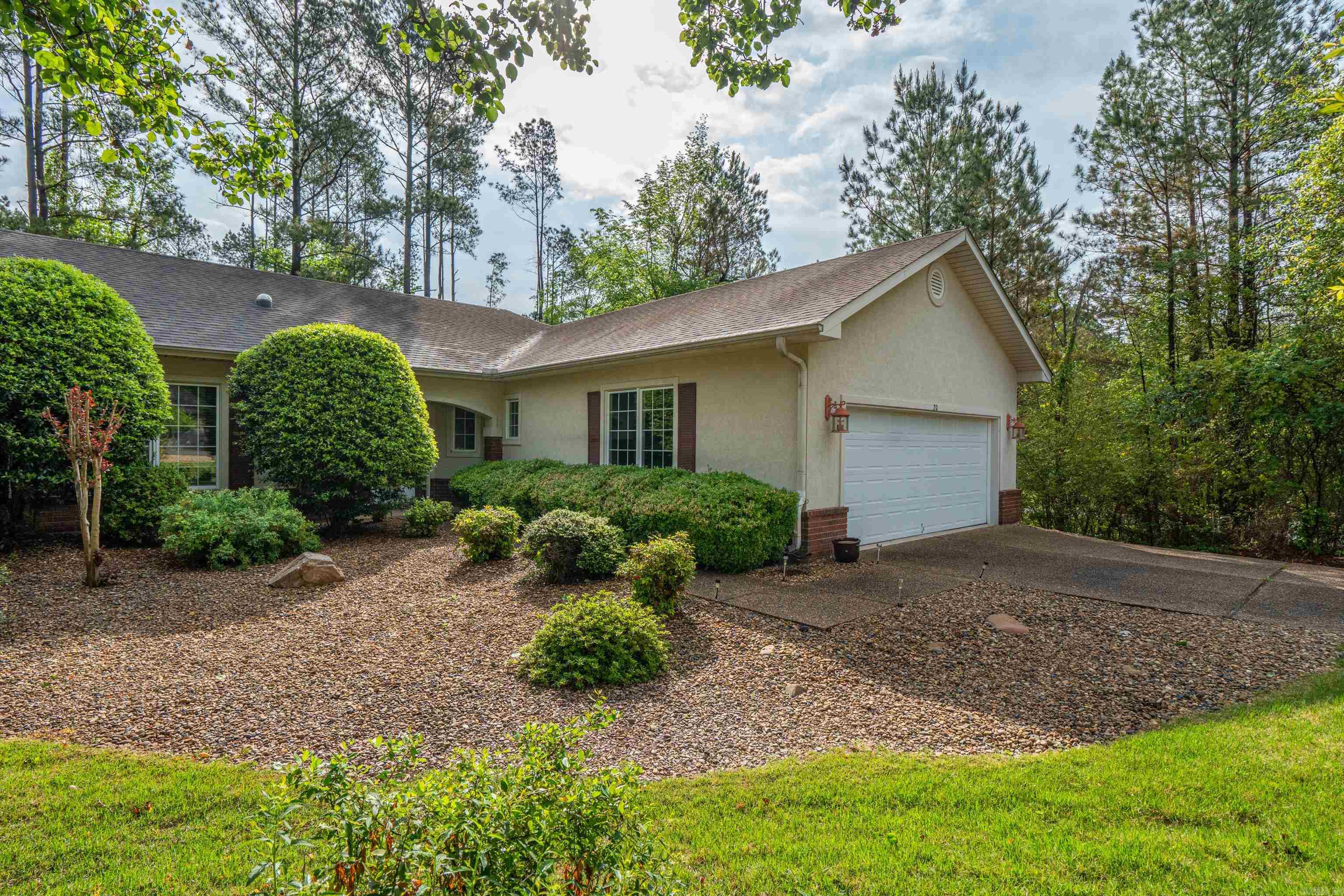 20 Risco Way Hot Springs Village, AR 71909