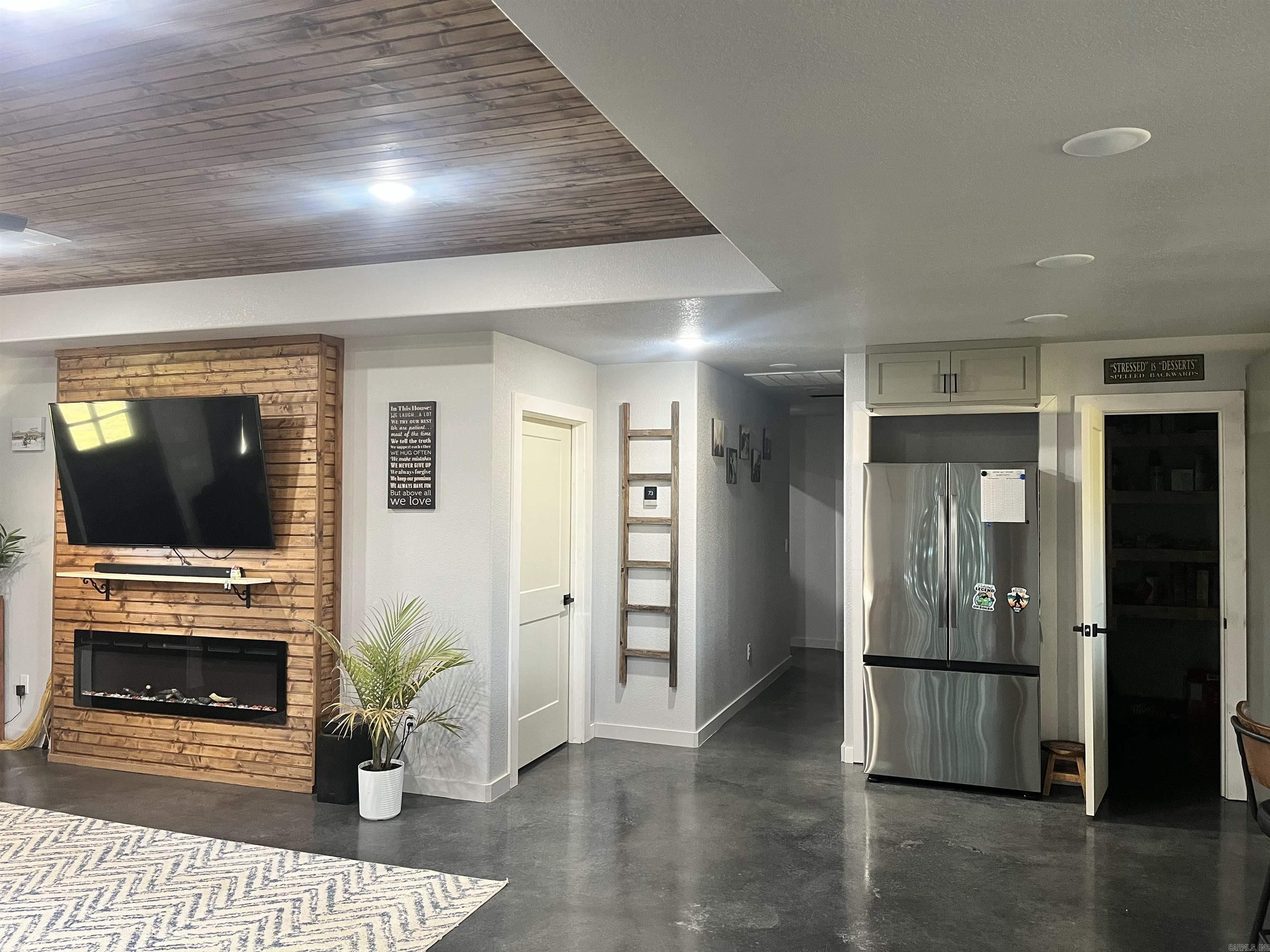 109 Serenity Lane  Mena, AR