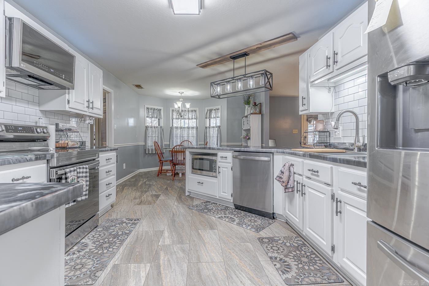 806 W Mueller St Paragould, AR 72450