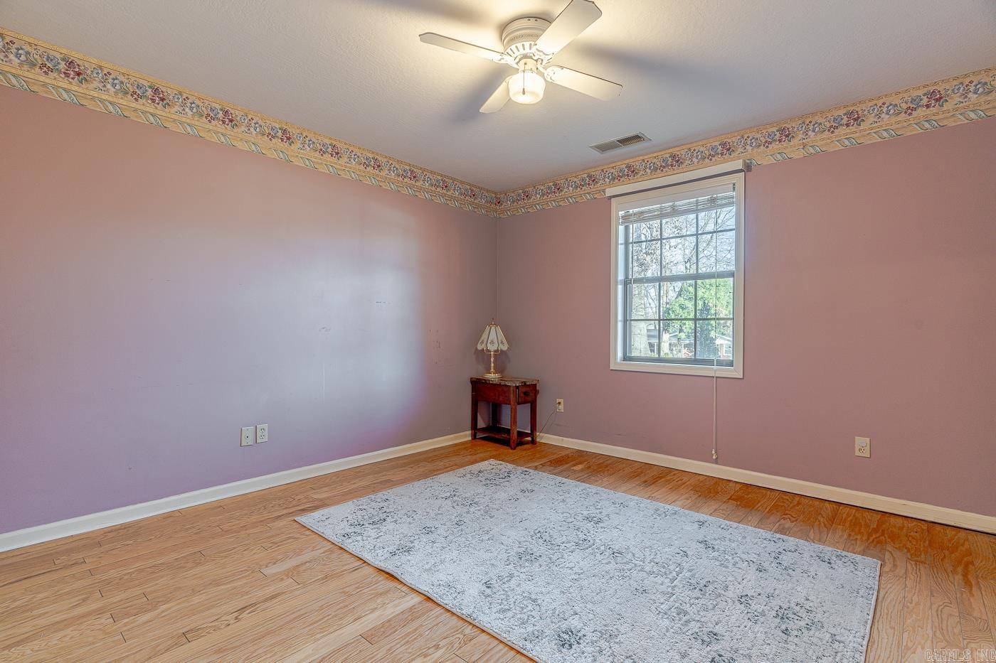 806 W Mueller St Paragould, AR 72450