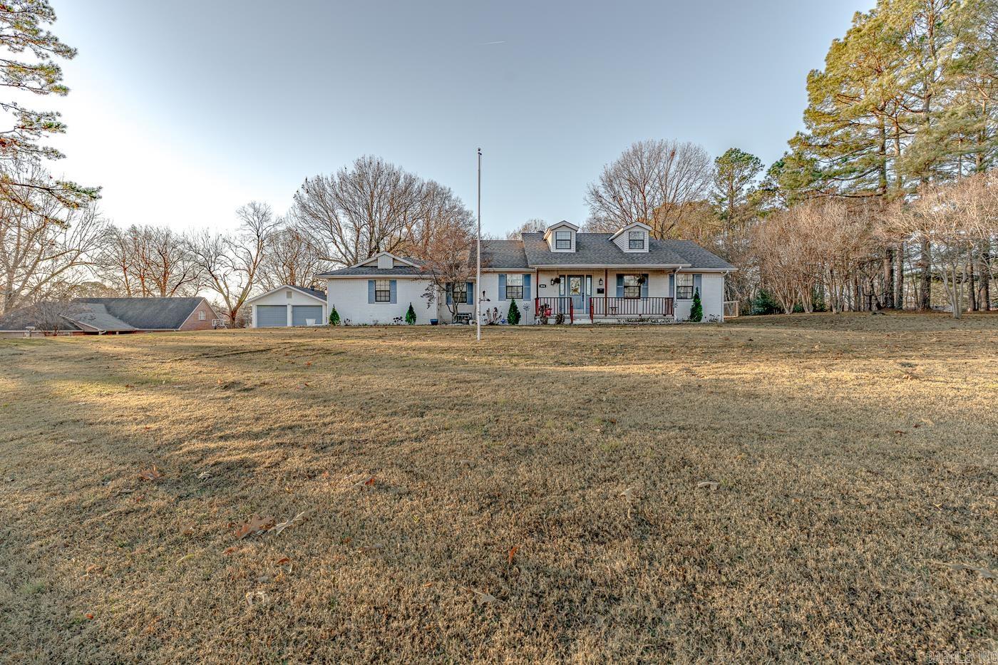 806 W Mueller St Paragould, AR 72450