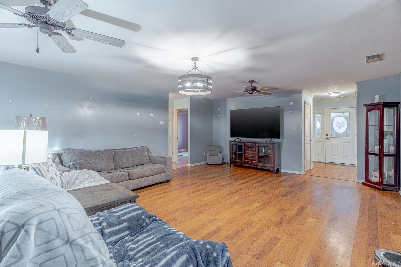 806 W Mueller St Paragould, AR 72450