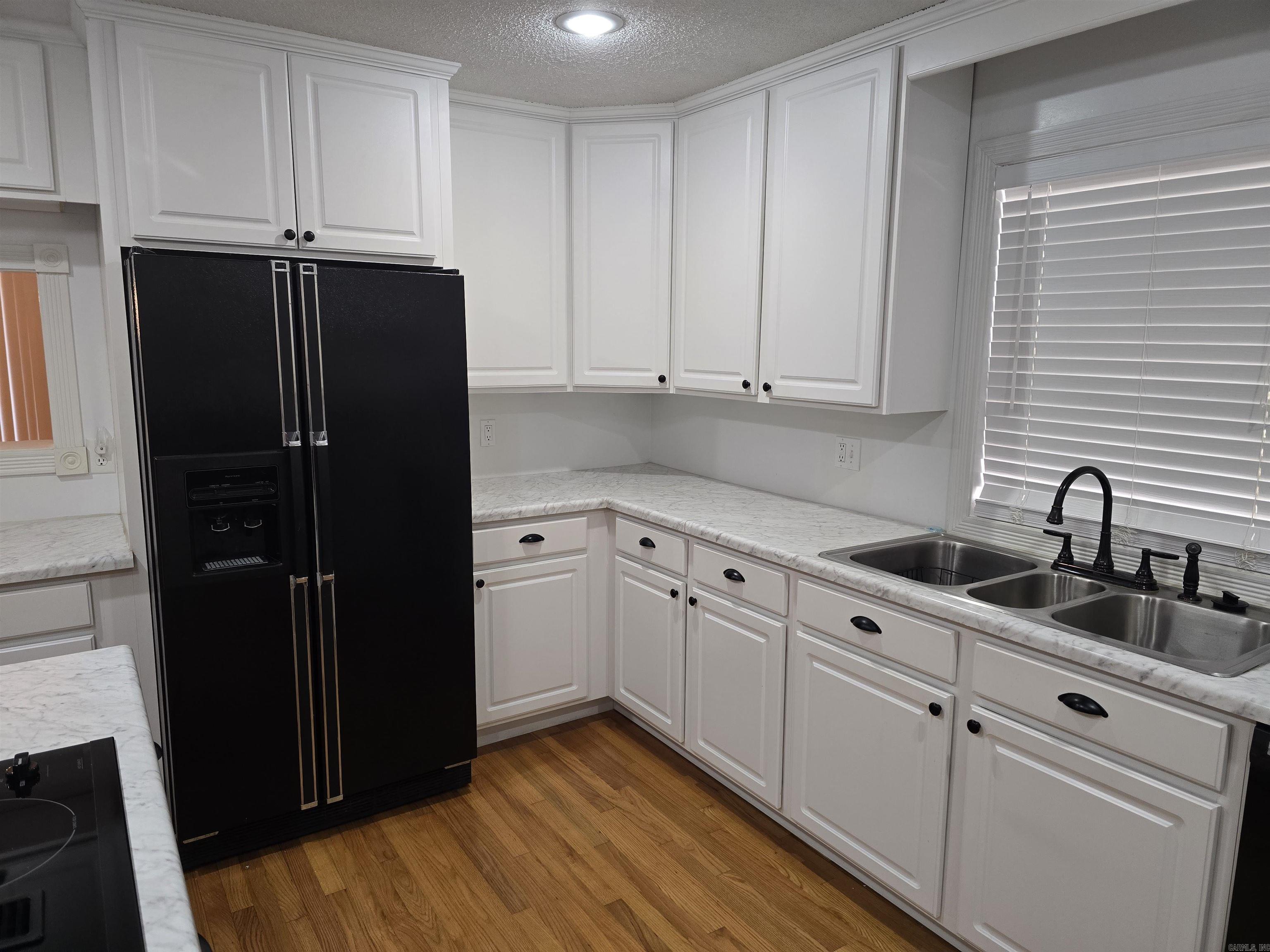 106 Honeysuckle  Helena, AR