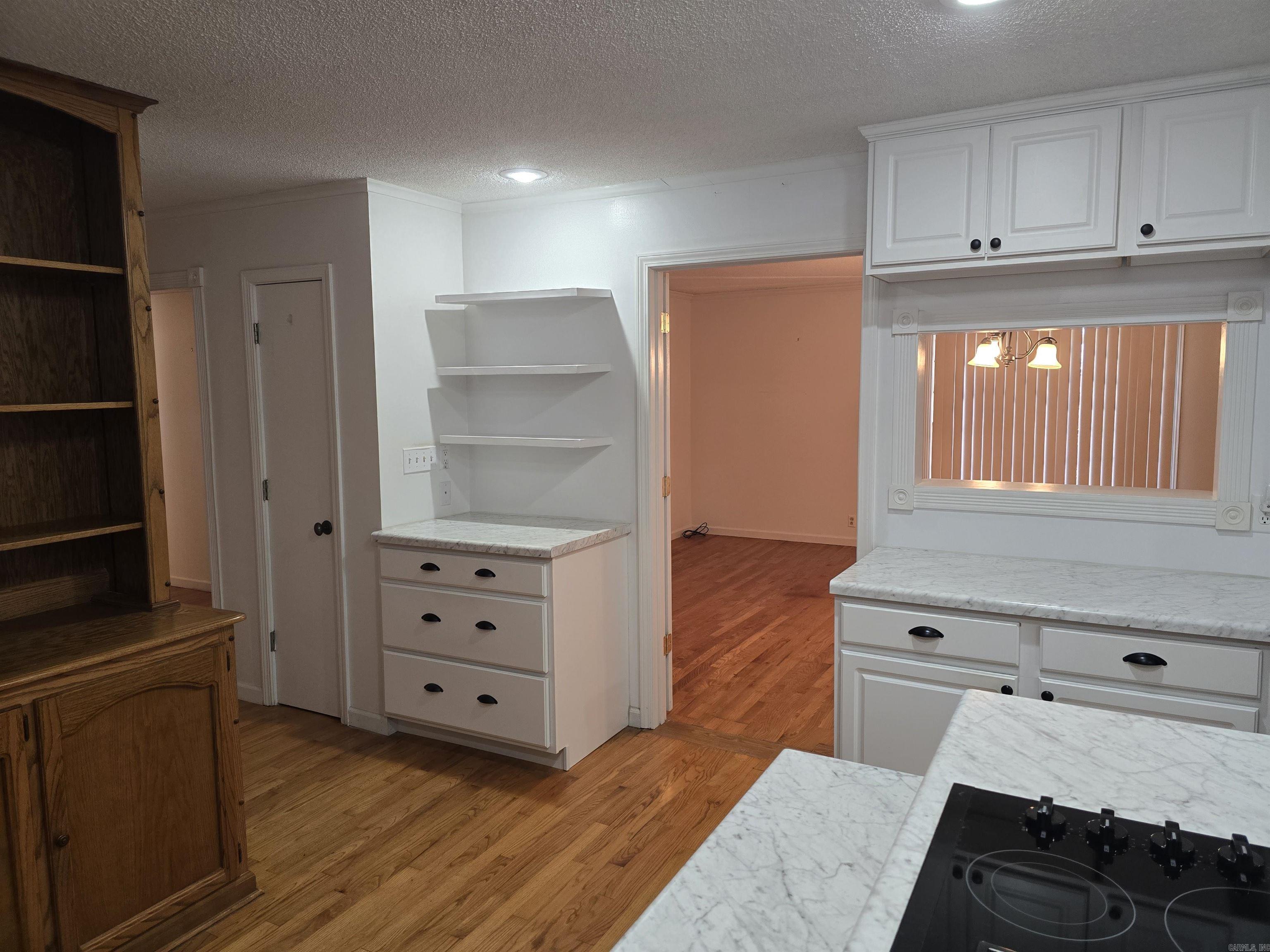 106 Honeysuckle  Helena, AR