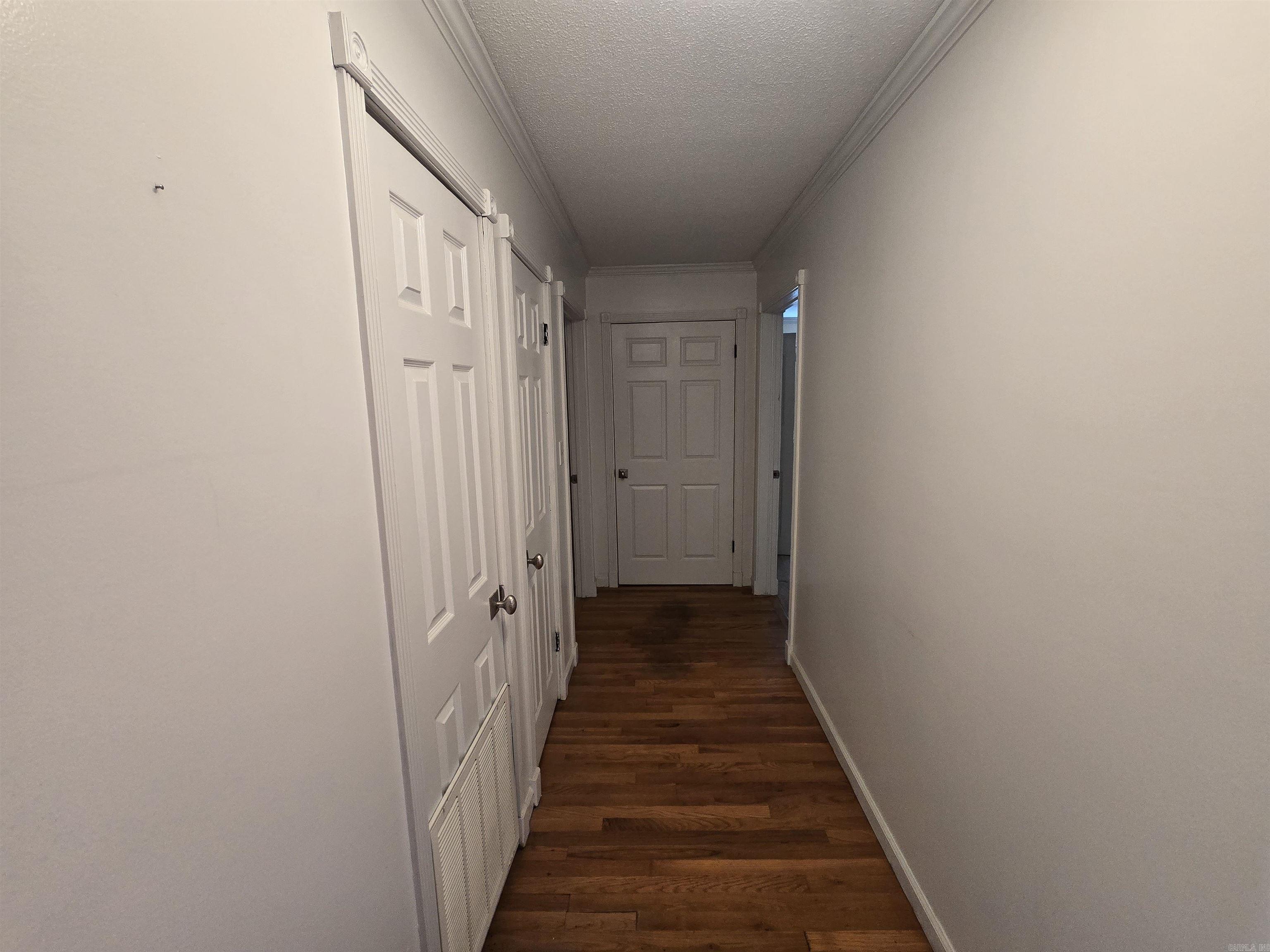 106 Honeysuckle  Helena, AR